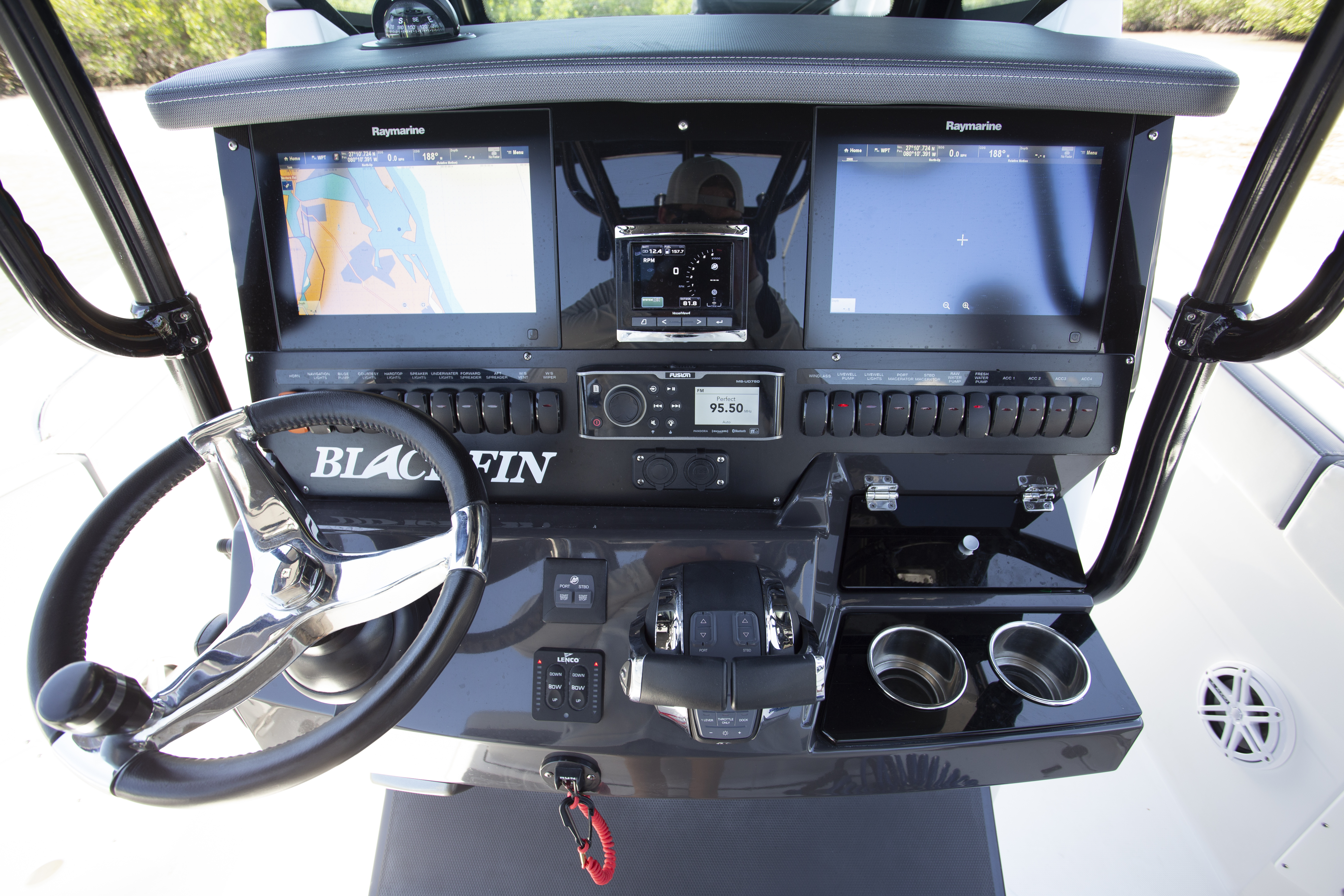 Boat Review - Blackfin 272CC