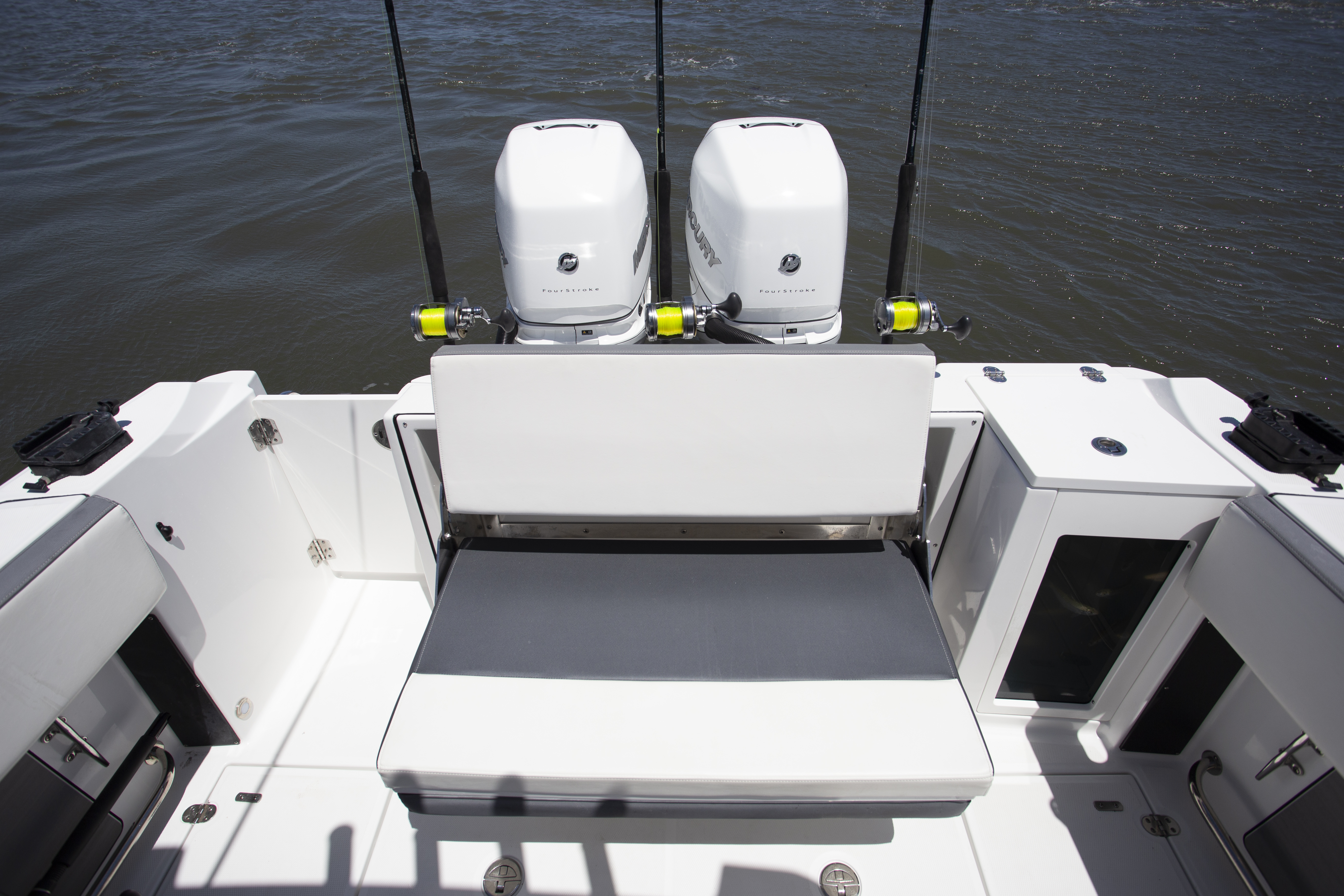 Boat Review - Blackfin 272CC