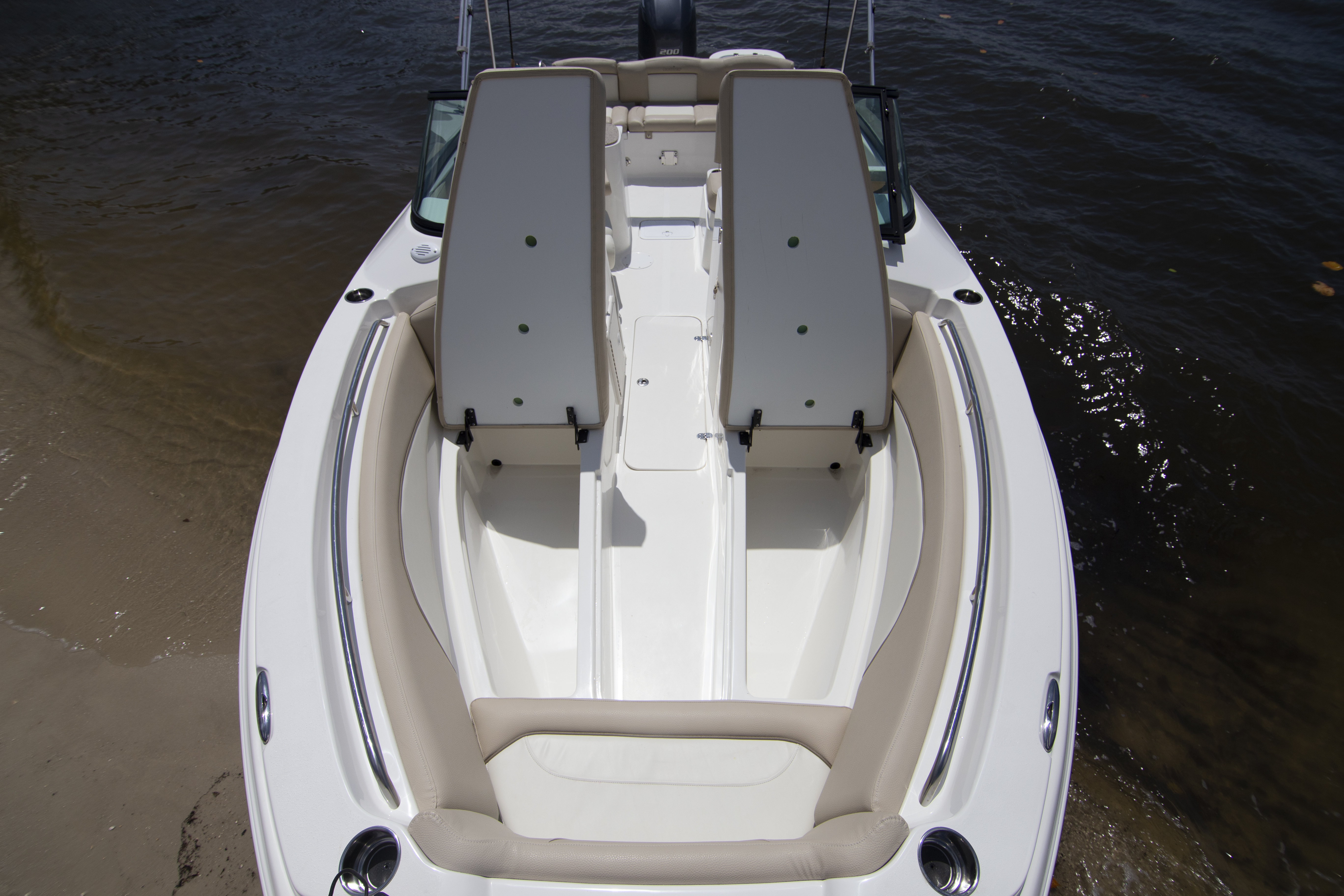 Boat Review - NauticStar 2302 LDC