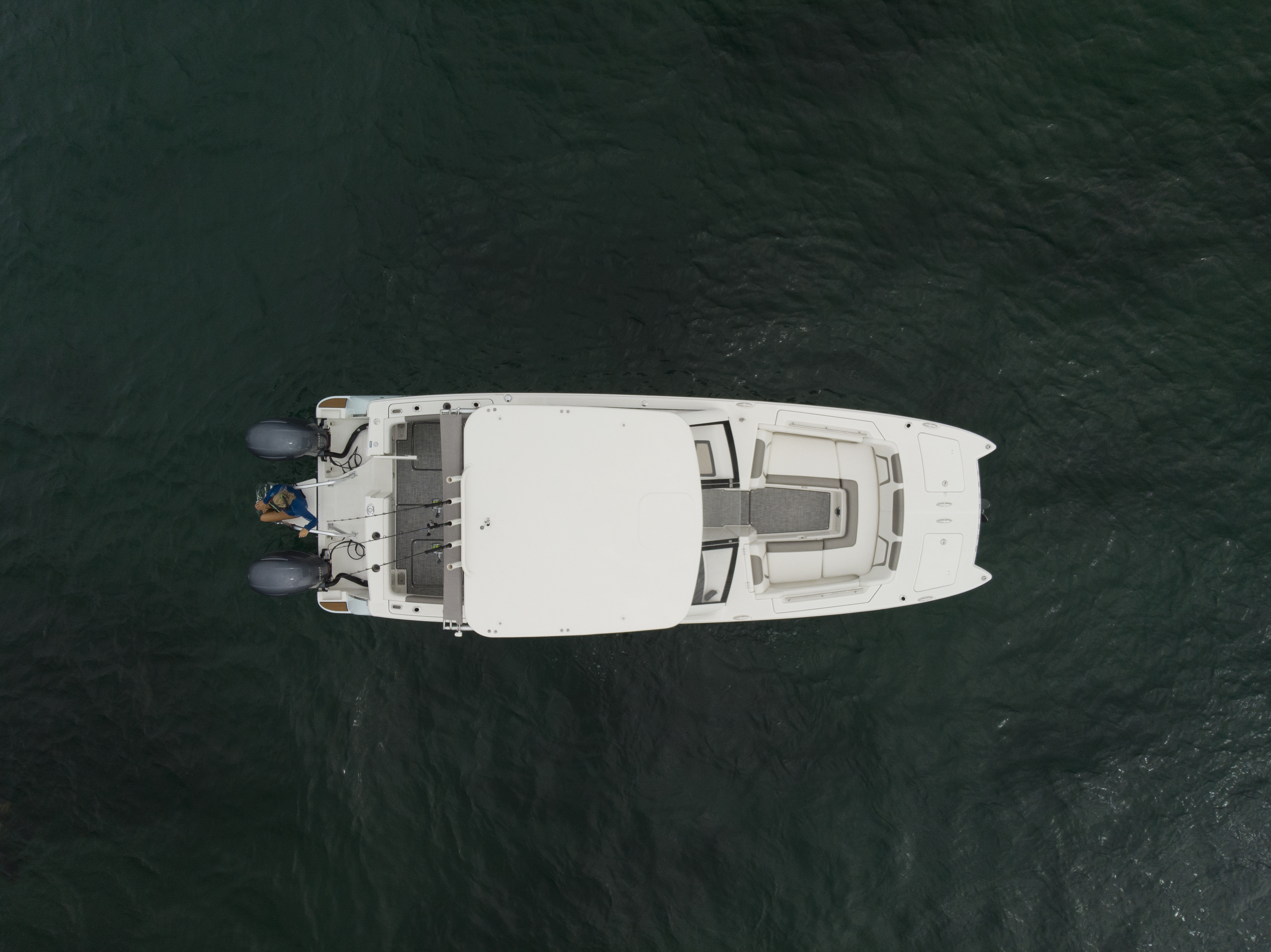 Boat Review - World Cat 280 DC-X