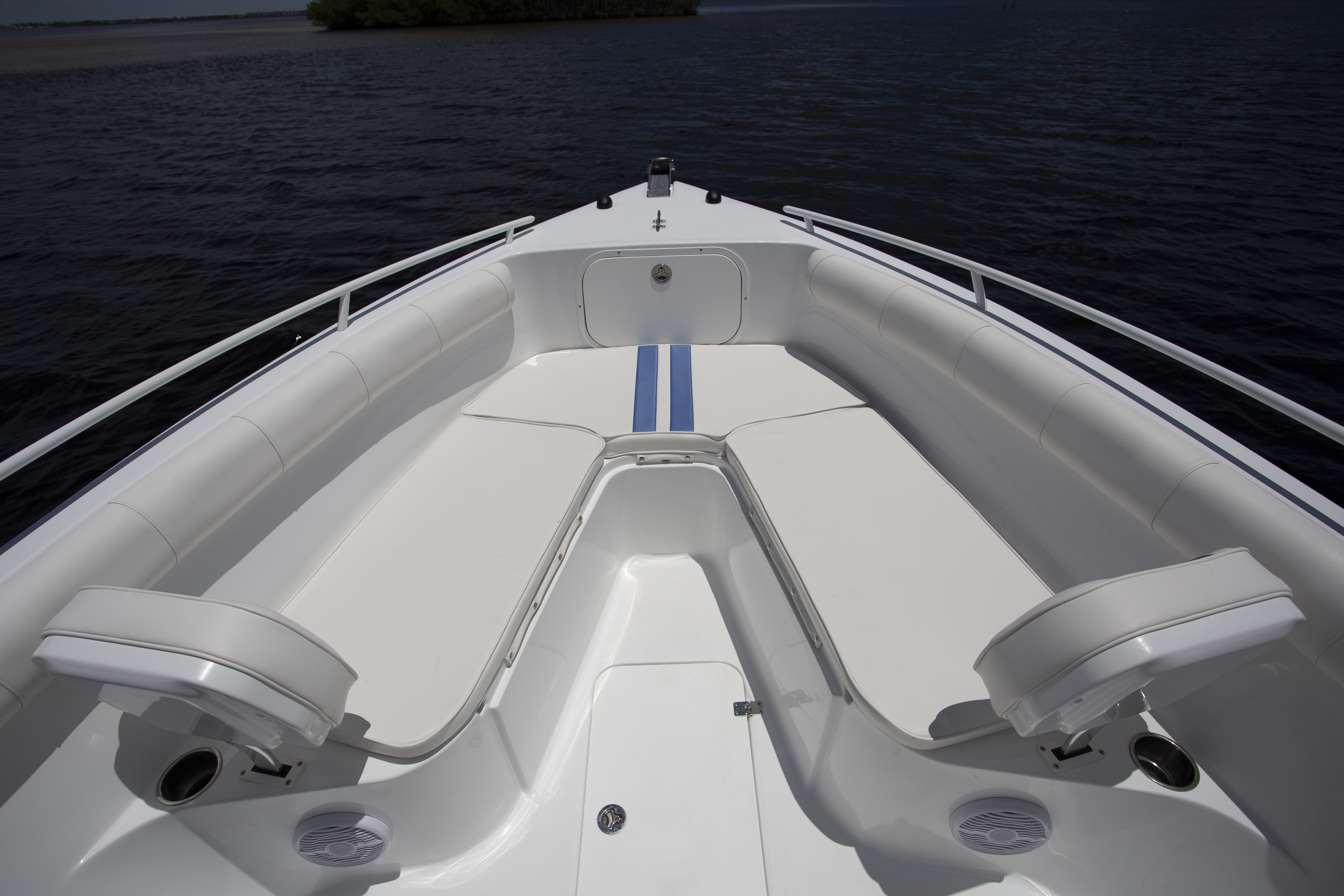Boat Review - Arrowglass 248CC
