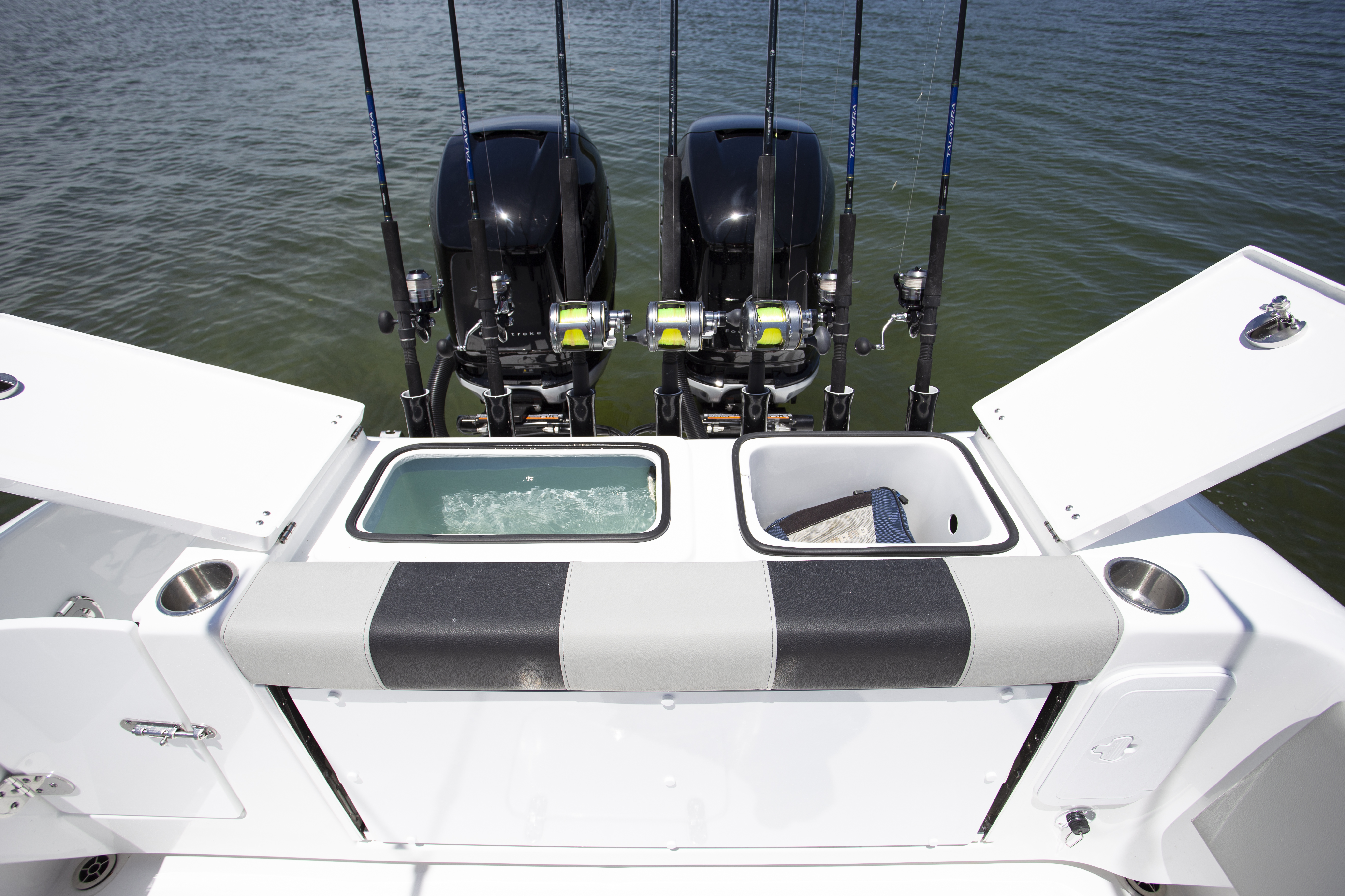 Boat Review - Cape Horn 32XS