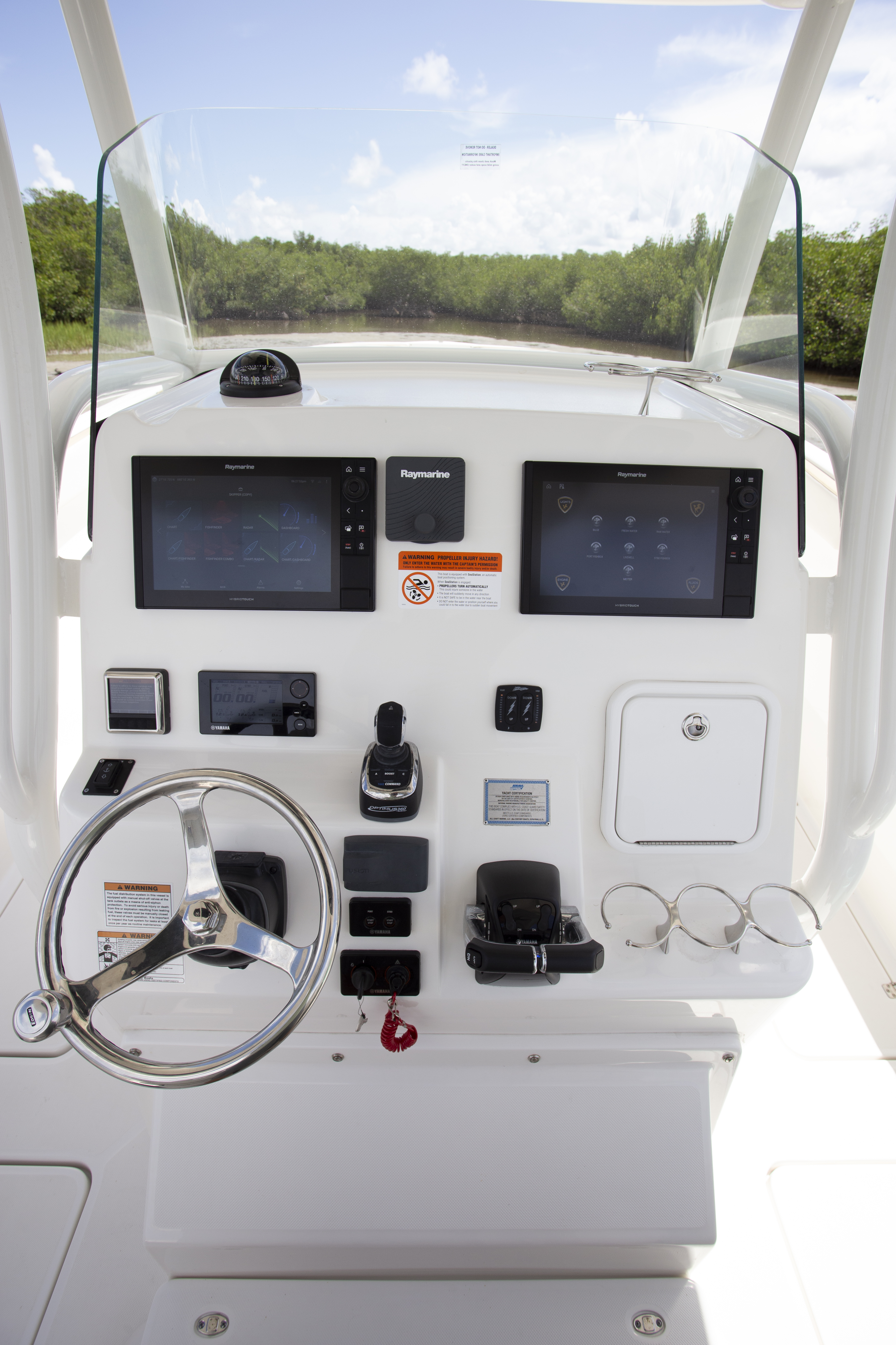 Boat Review - Century 3200