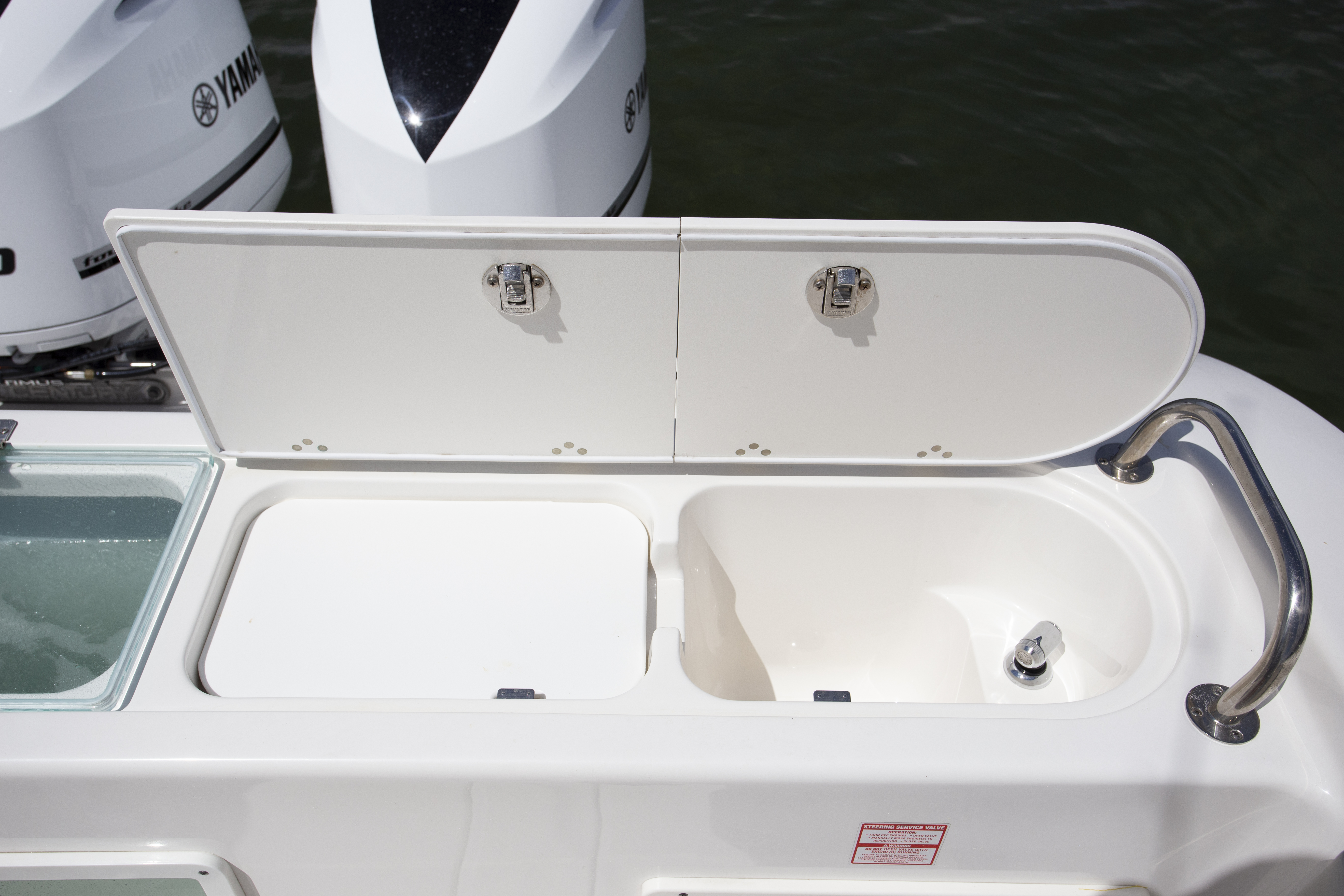 Boat Review - Century 3200