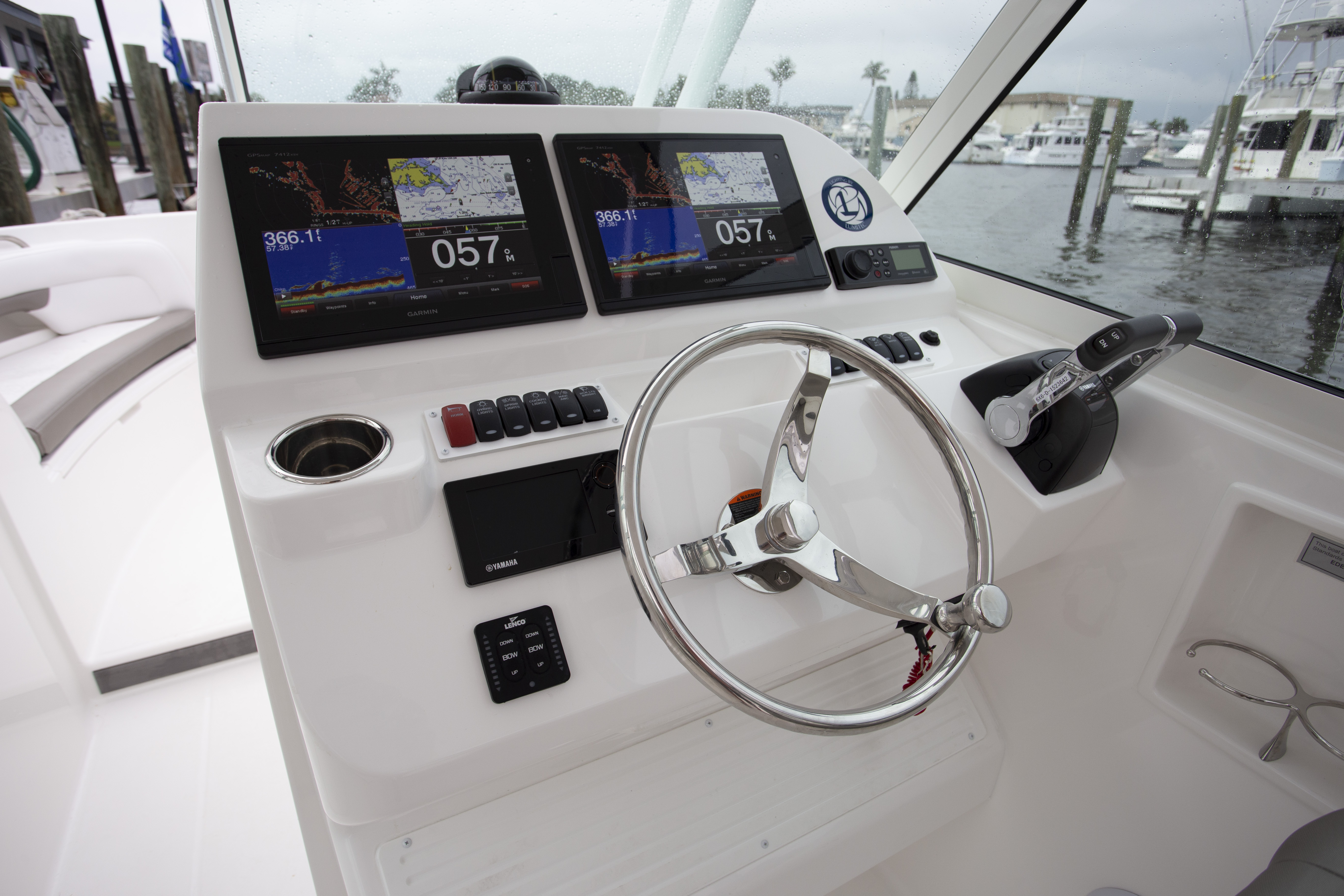 Boat Review - Albemarle 27 Dual Console