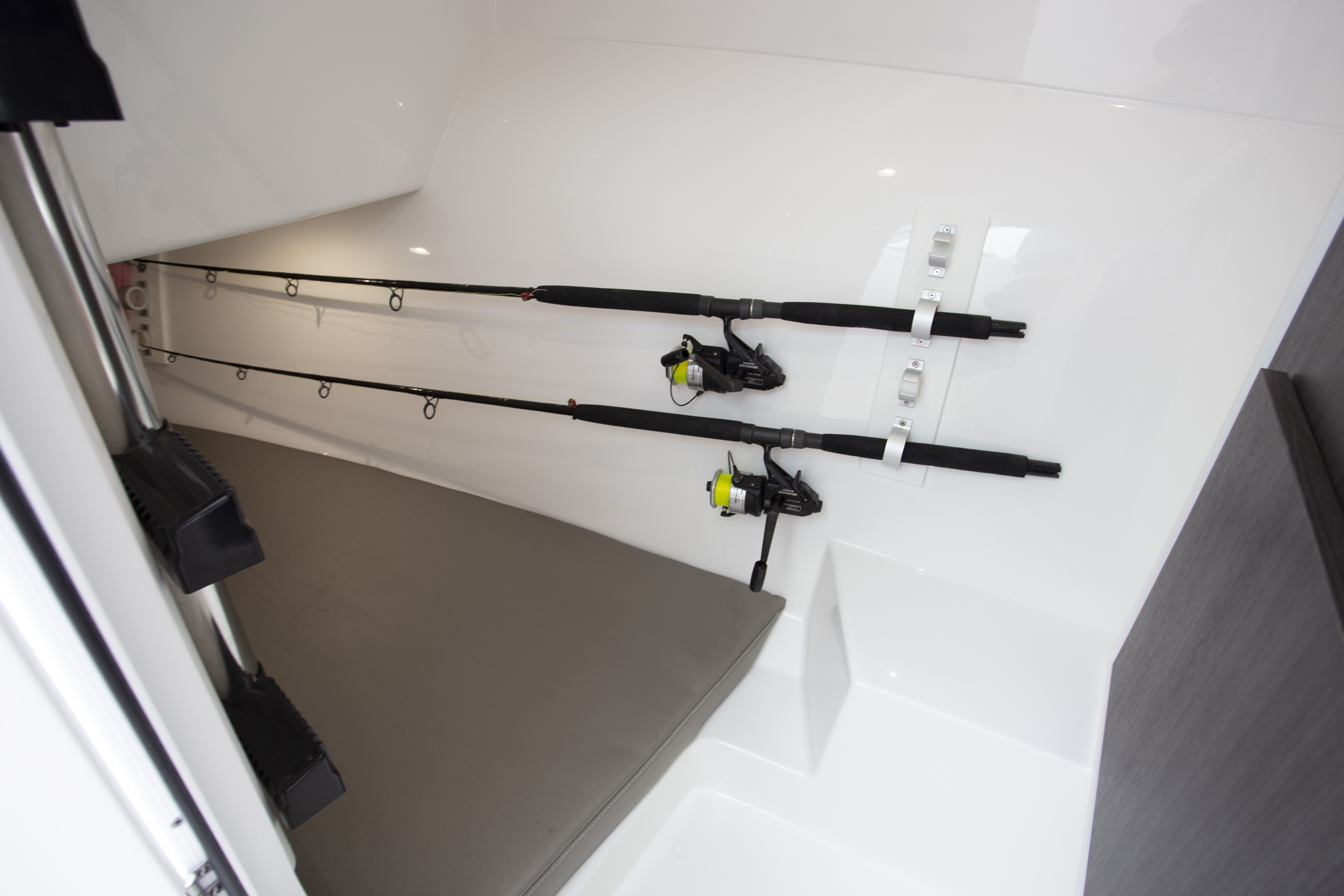 Boat Review - Albemarle 27 Dual Console