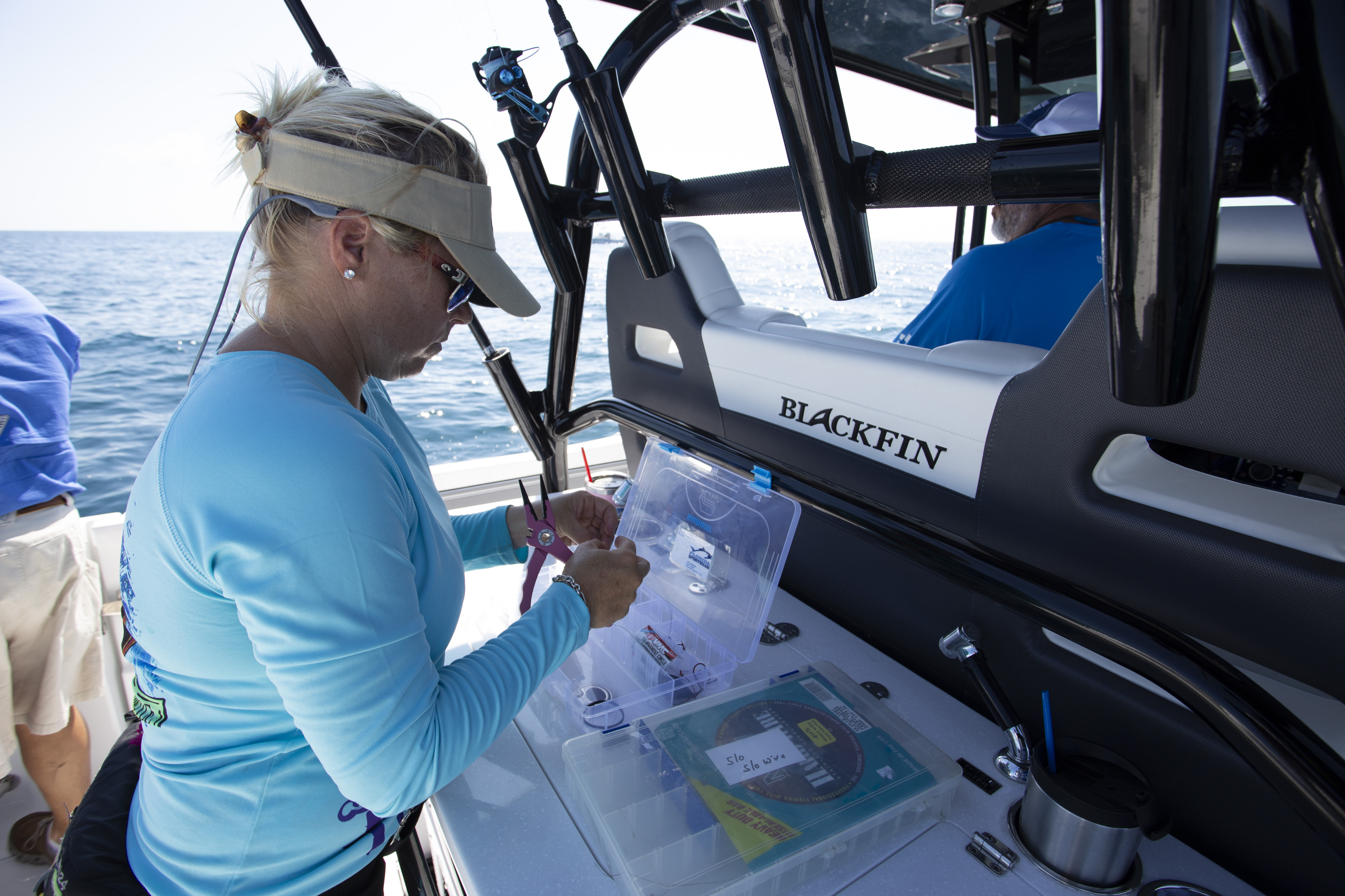 Boat Review - Blackfin 332CC