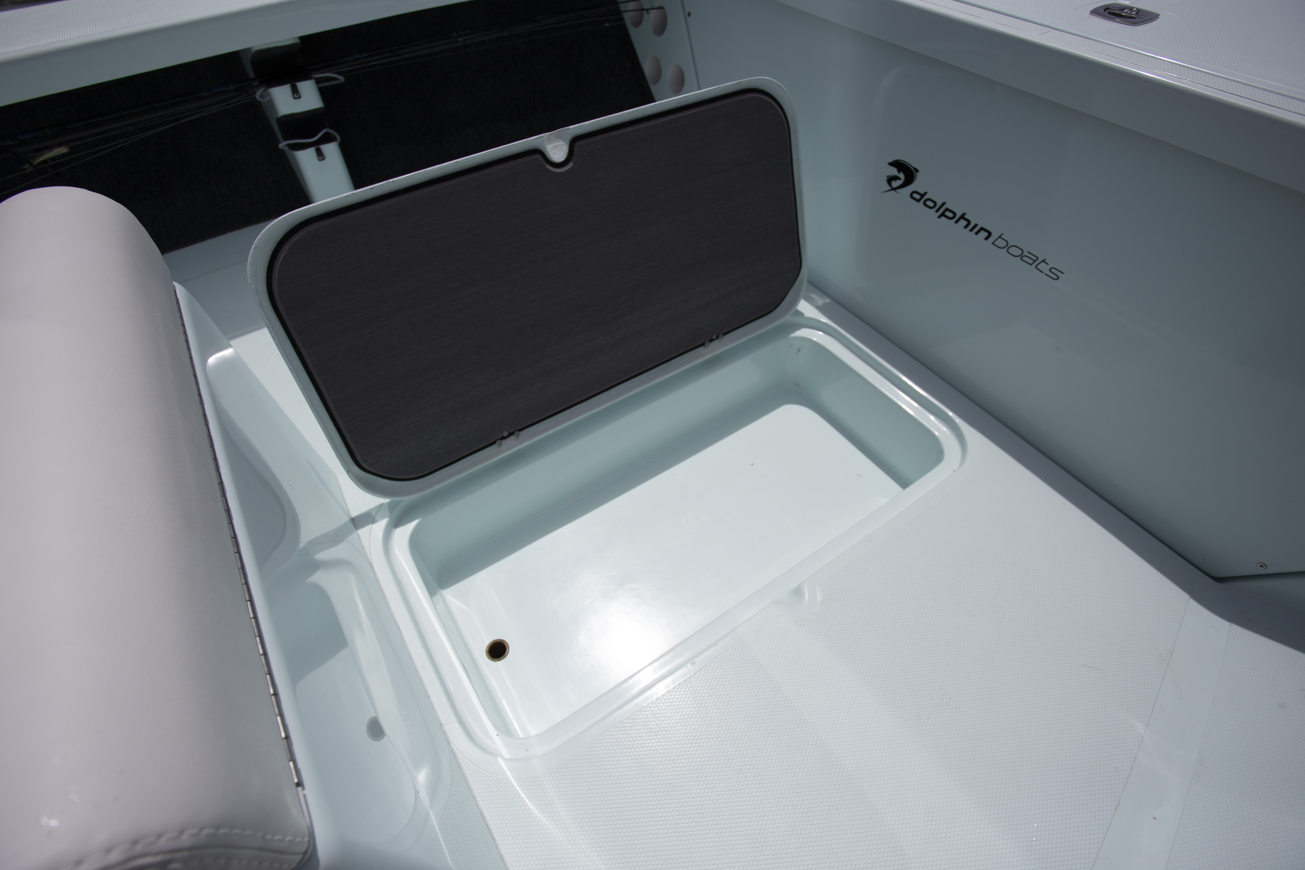 Boat Review - Dolphin 18 Back Country Pro