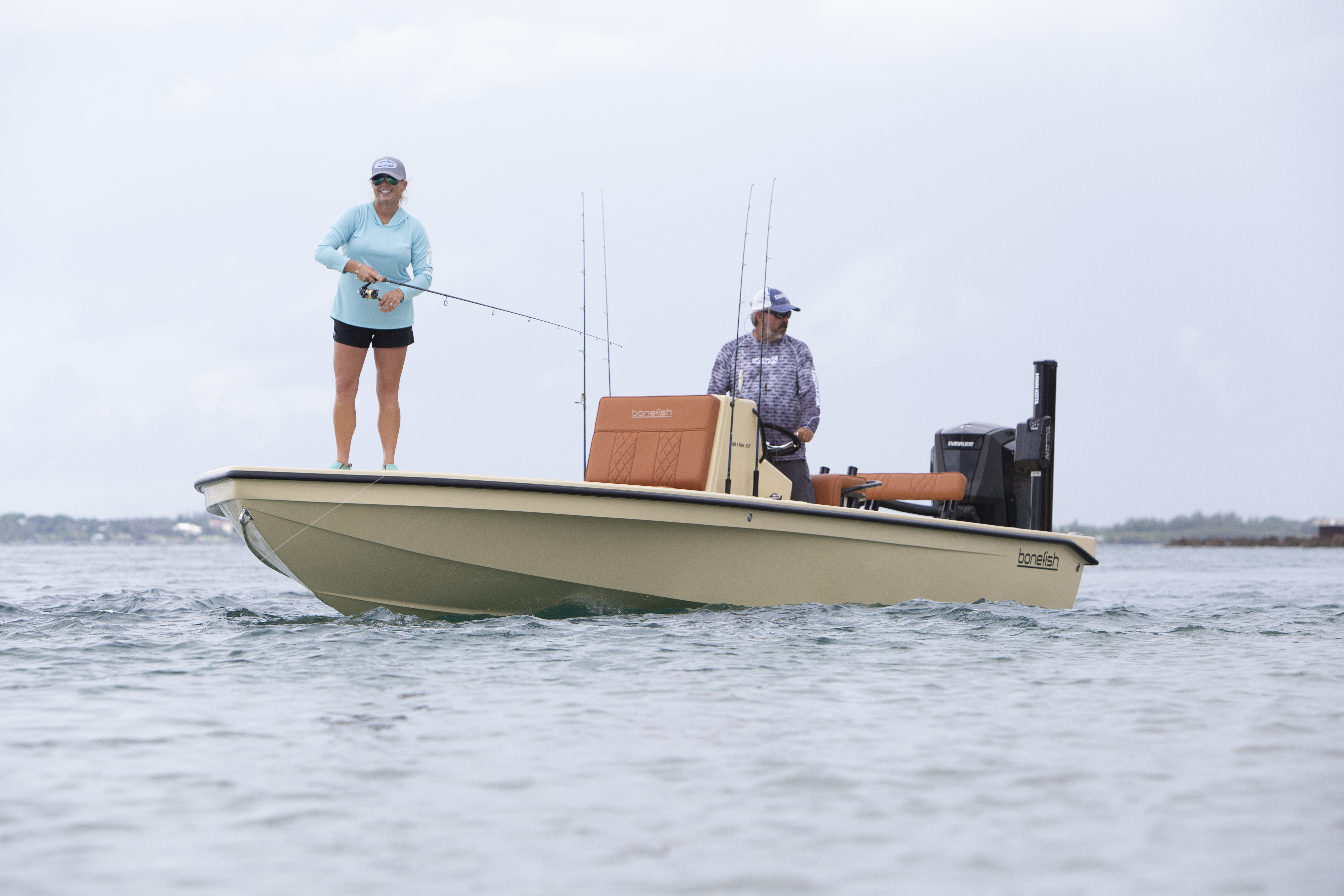 Boat Review - Bonefish Hilltide 22