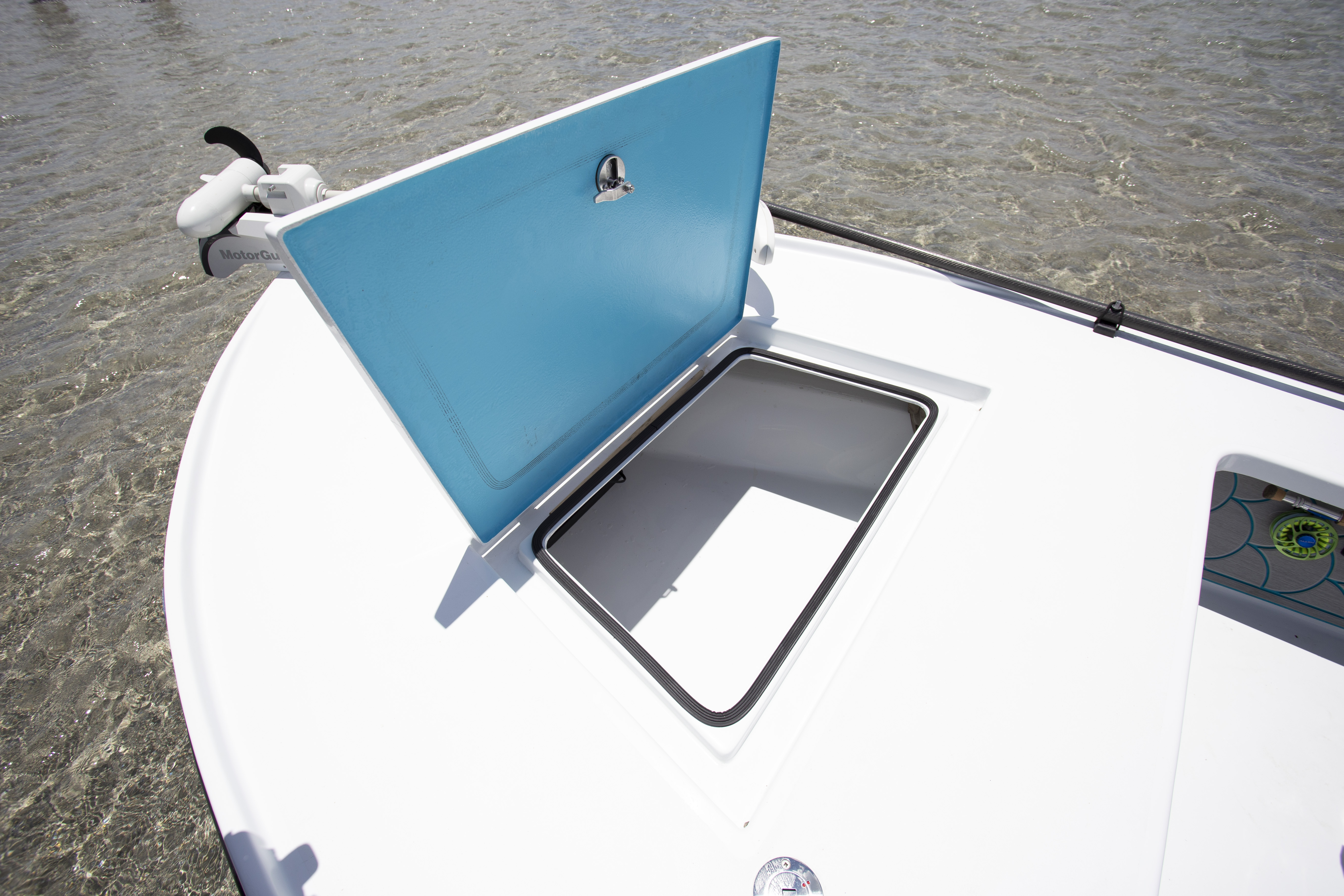 Boat Review - Salt Marsh Heron 18