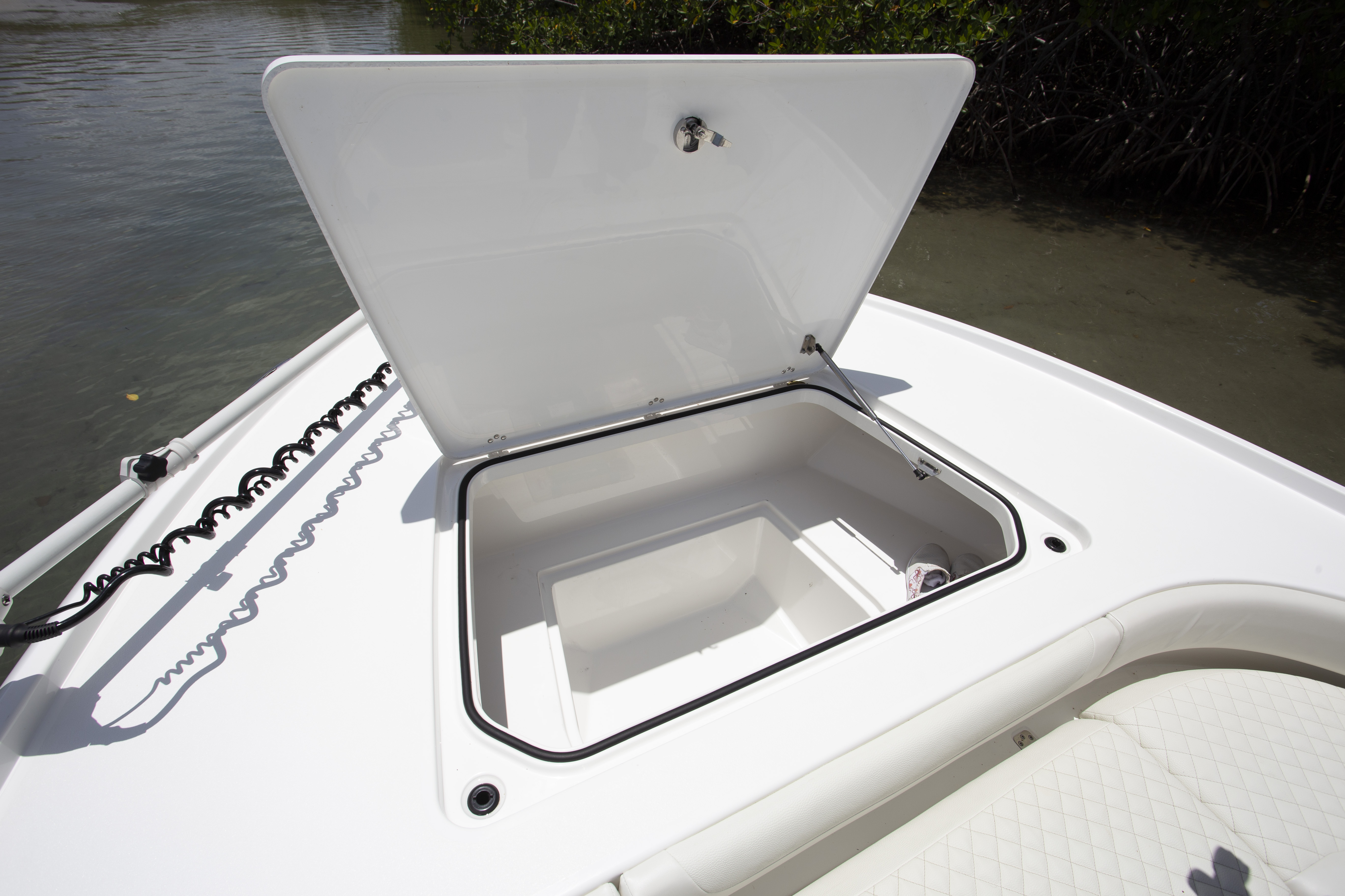 Boat Review - Caymas 26HB