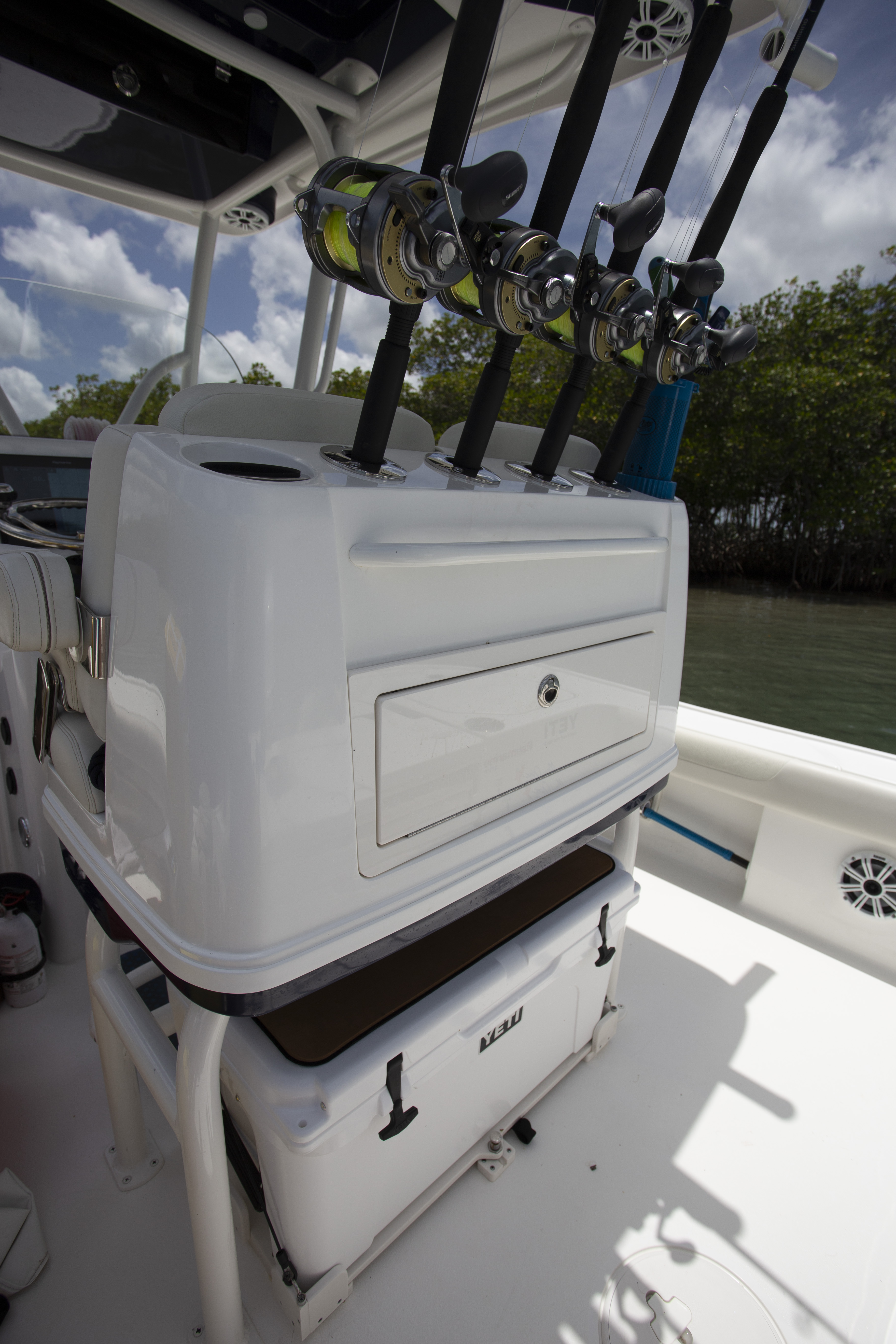 Boat Review - Caymas 26HB