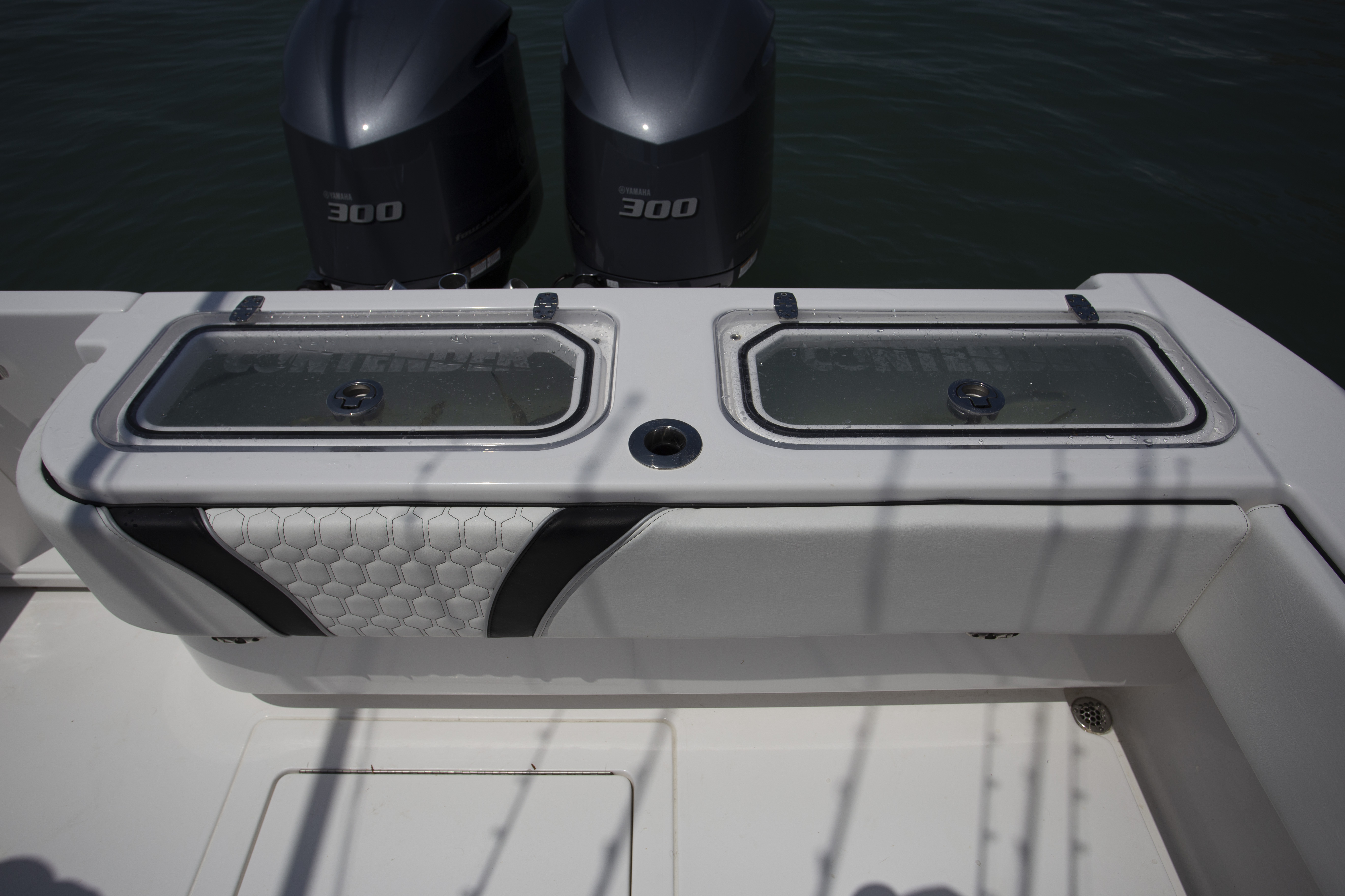 Boat Review - Contender 32ST