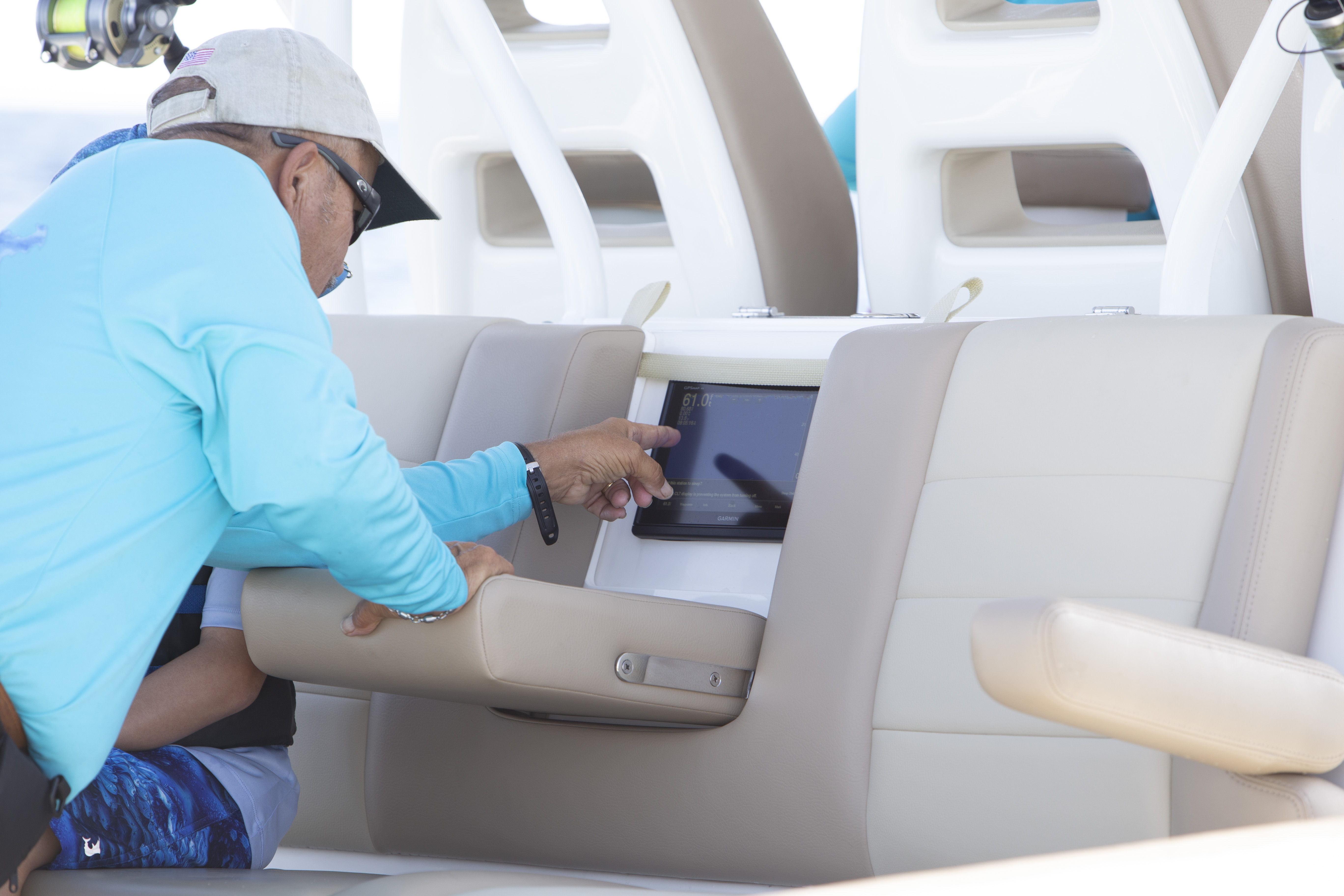 Boat Review - Sailfish 360 CC Elite