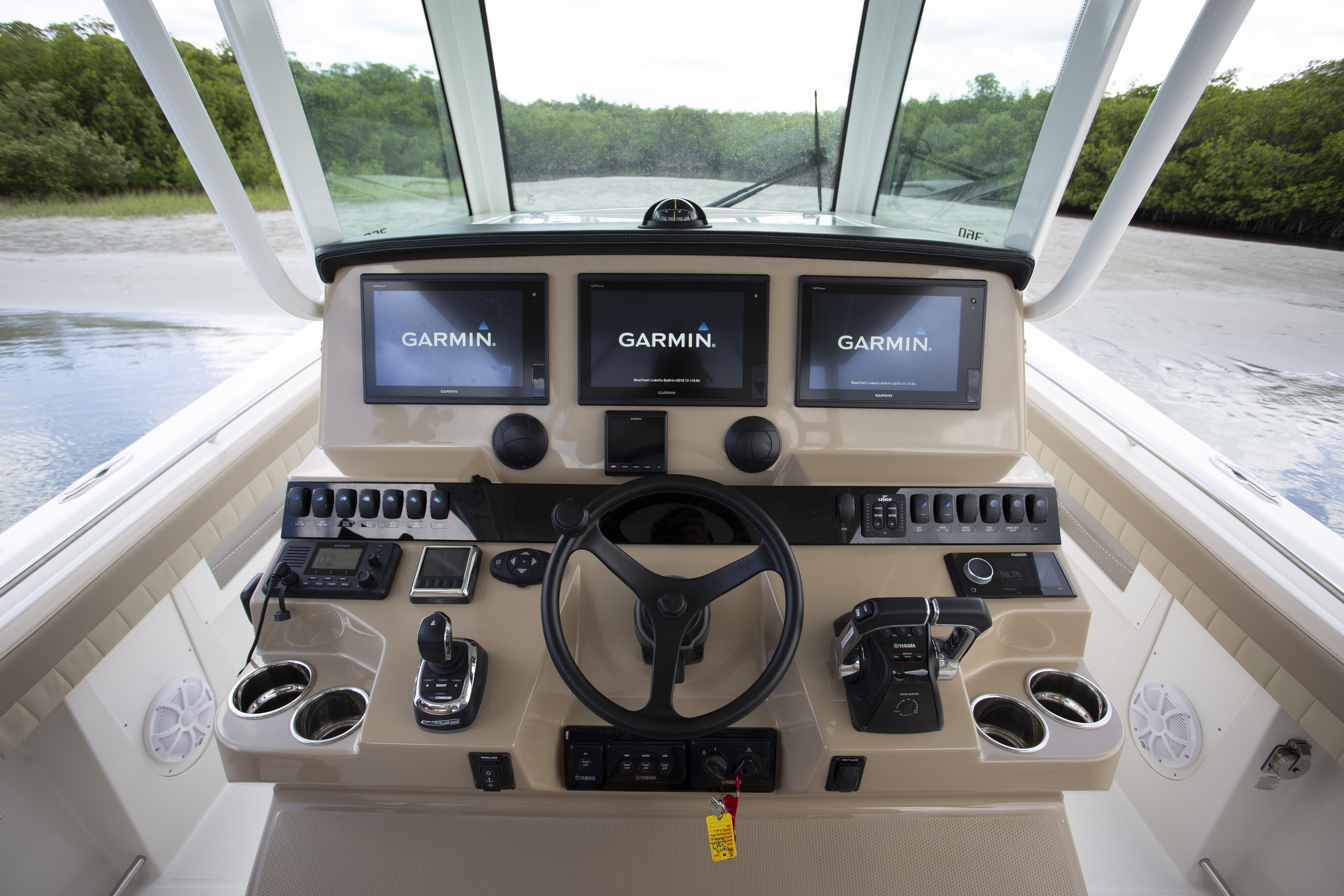 Boat Review - Sailfish 360 CC Elite