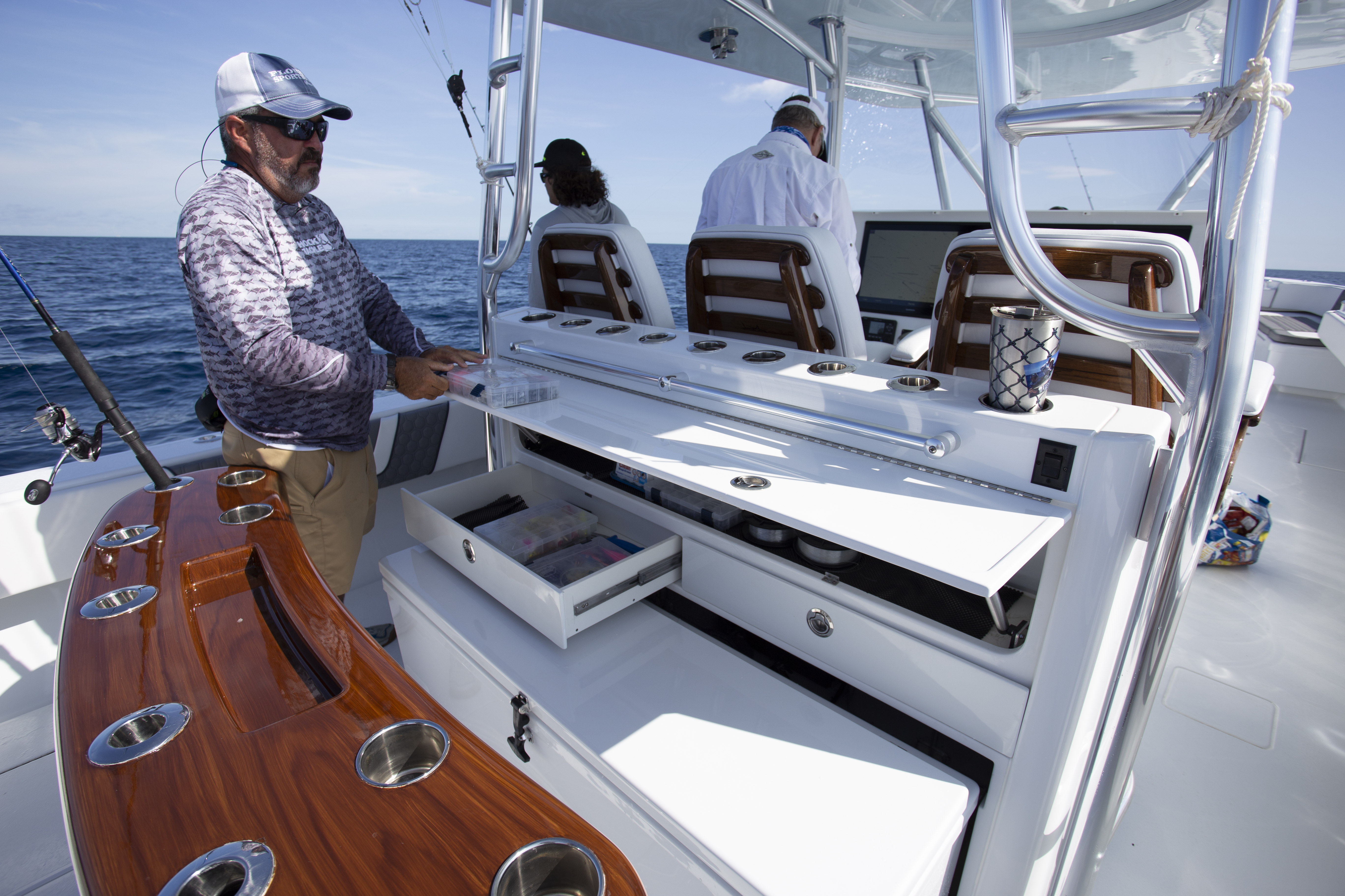 Boat Review - Contender 44ST