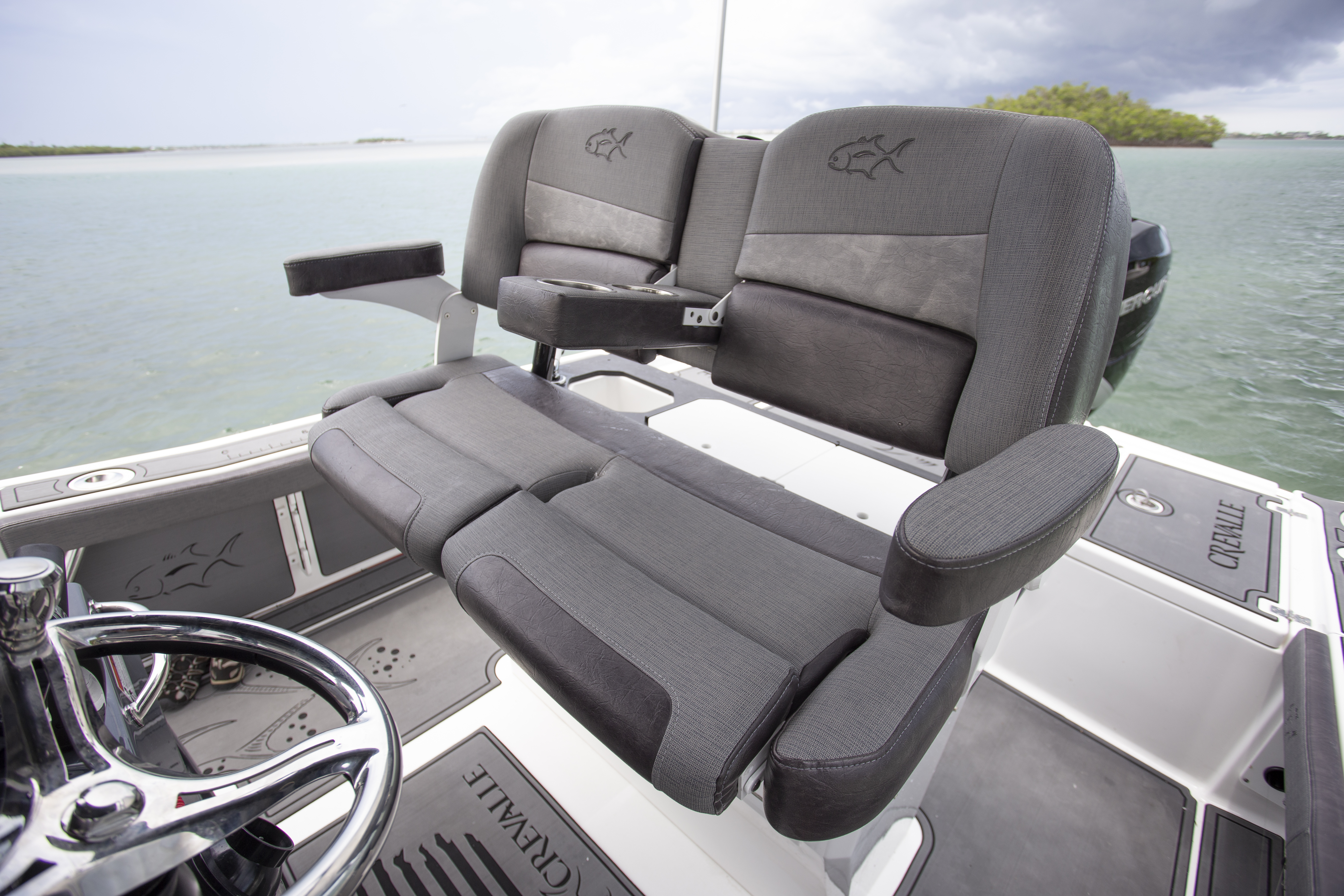 Boat Review - Crevalle 26 HBW
