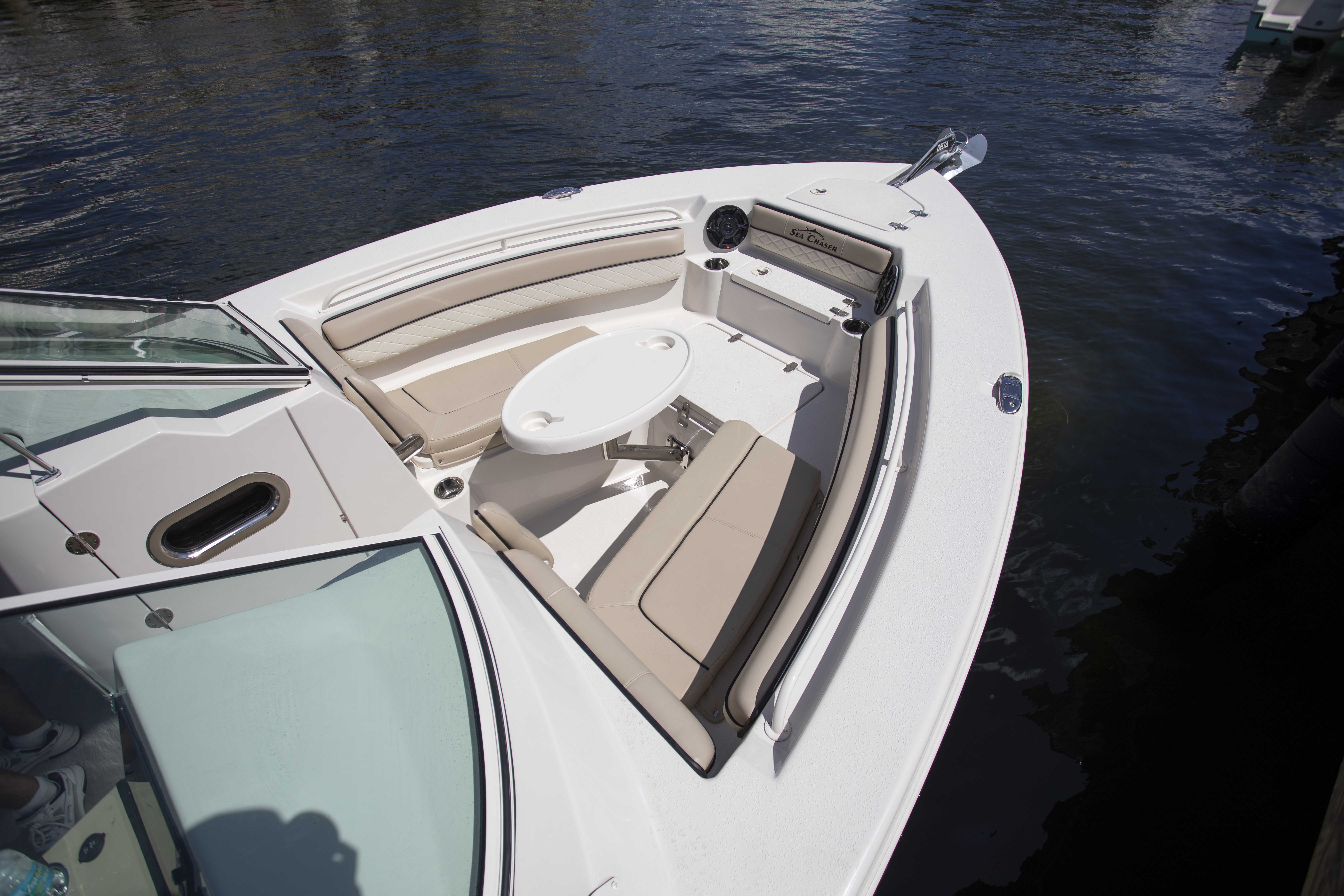 Boat Review - Sea Chaser 27 HFC DC