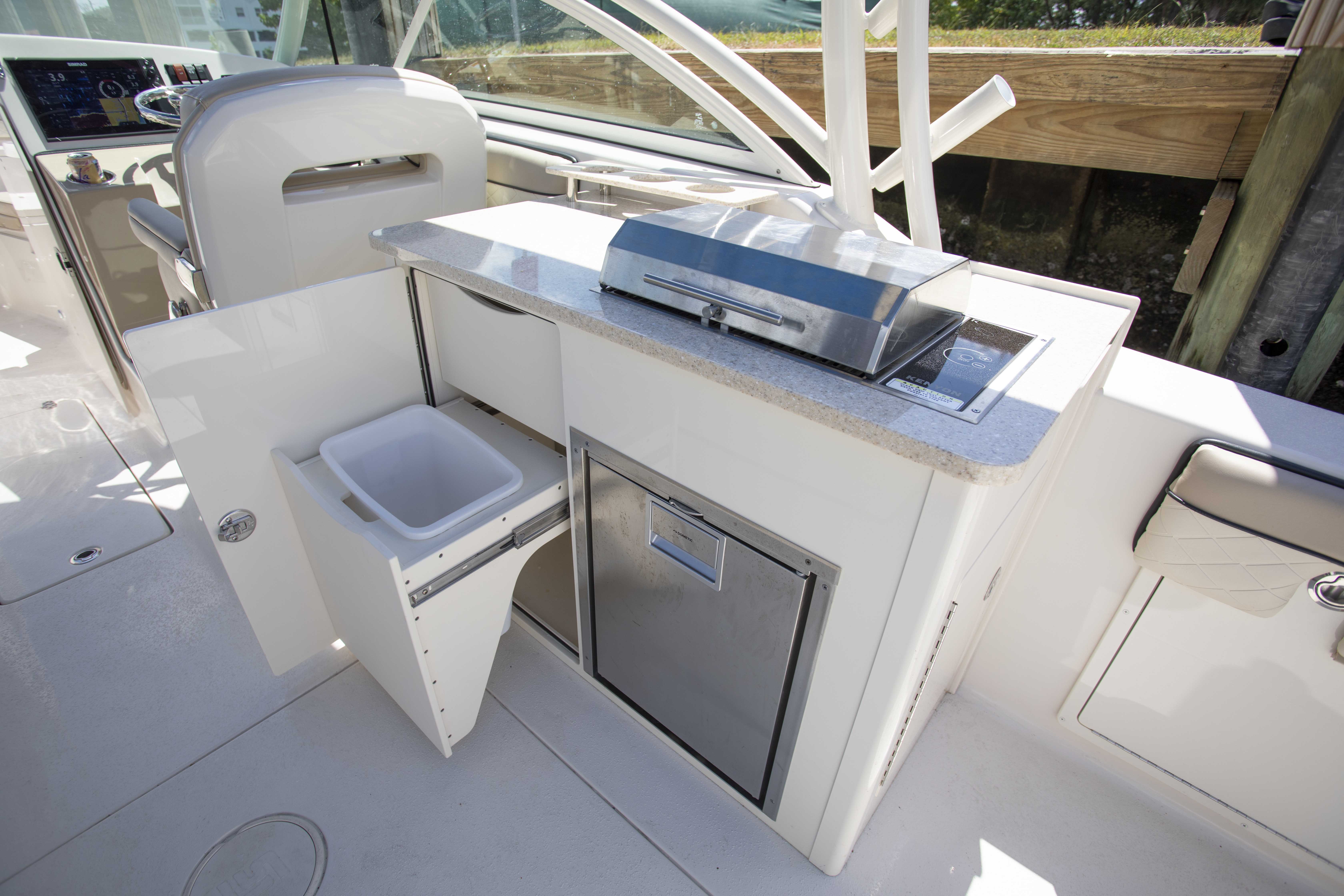 Boat Review - Sea Chaser 27 HFC DC