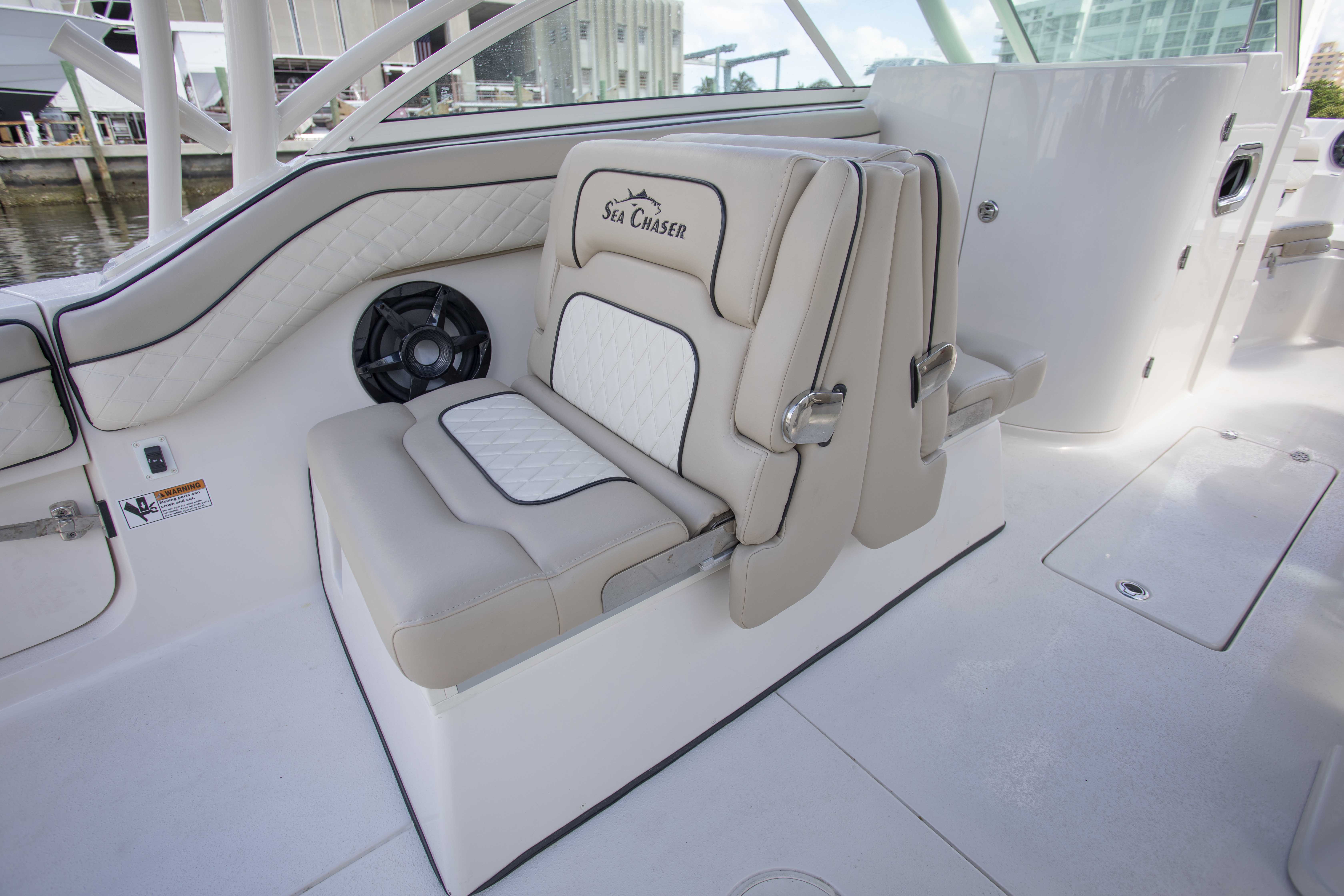 Boat Review - Sea Chaser 27 HFC DC