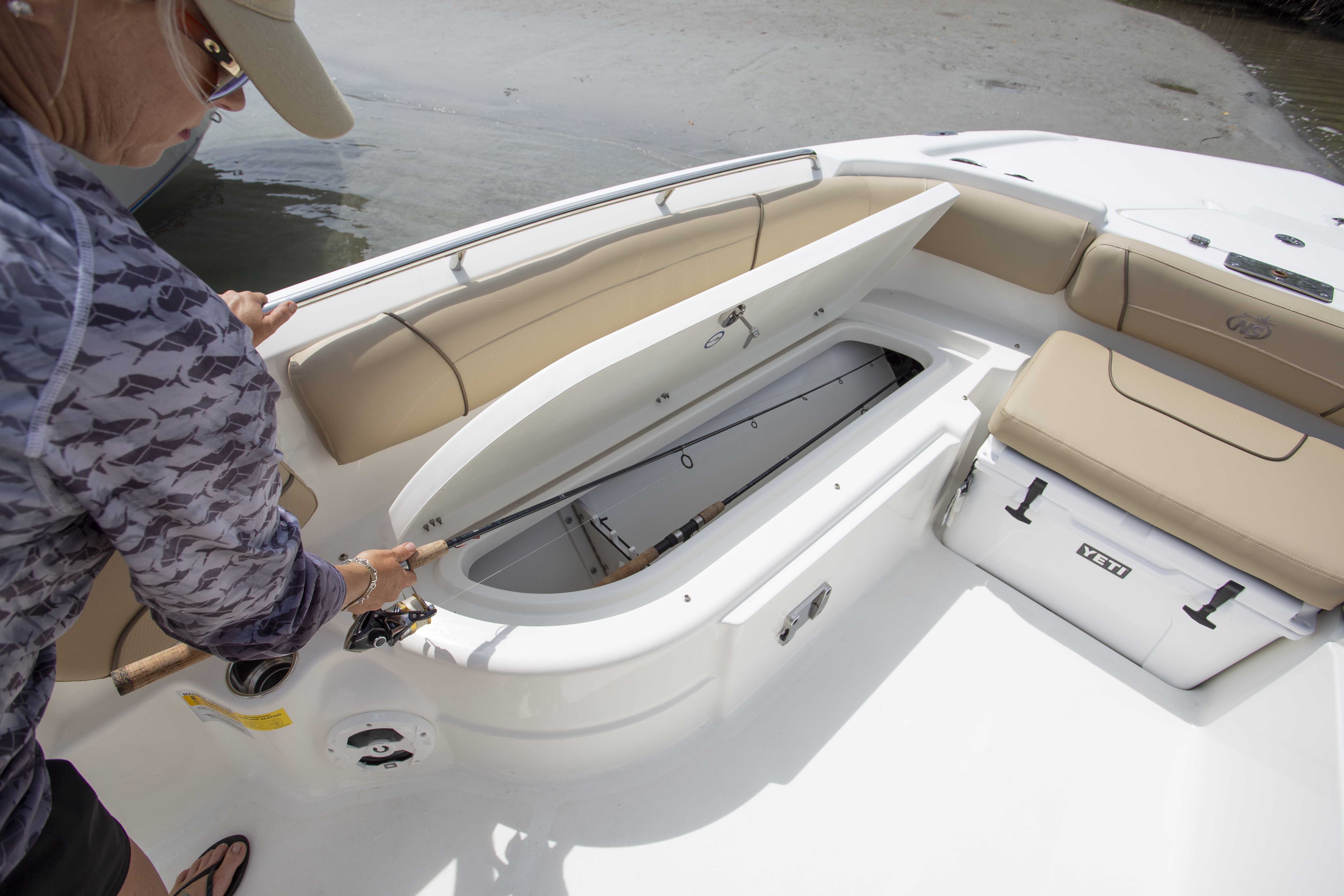Boat Review - NauticStar 251 Hybrid