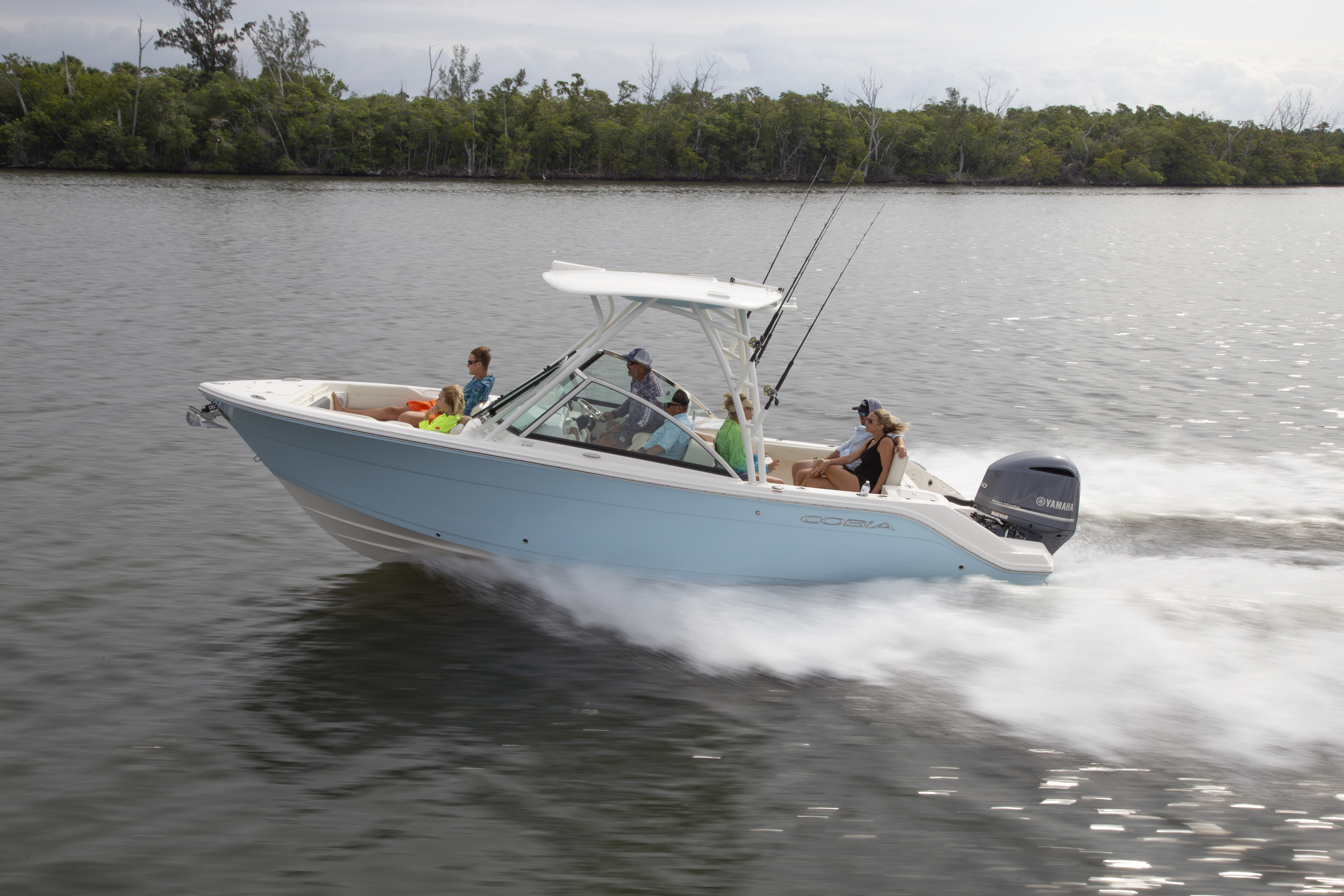 Boat Review - Cobia 240 DC