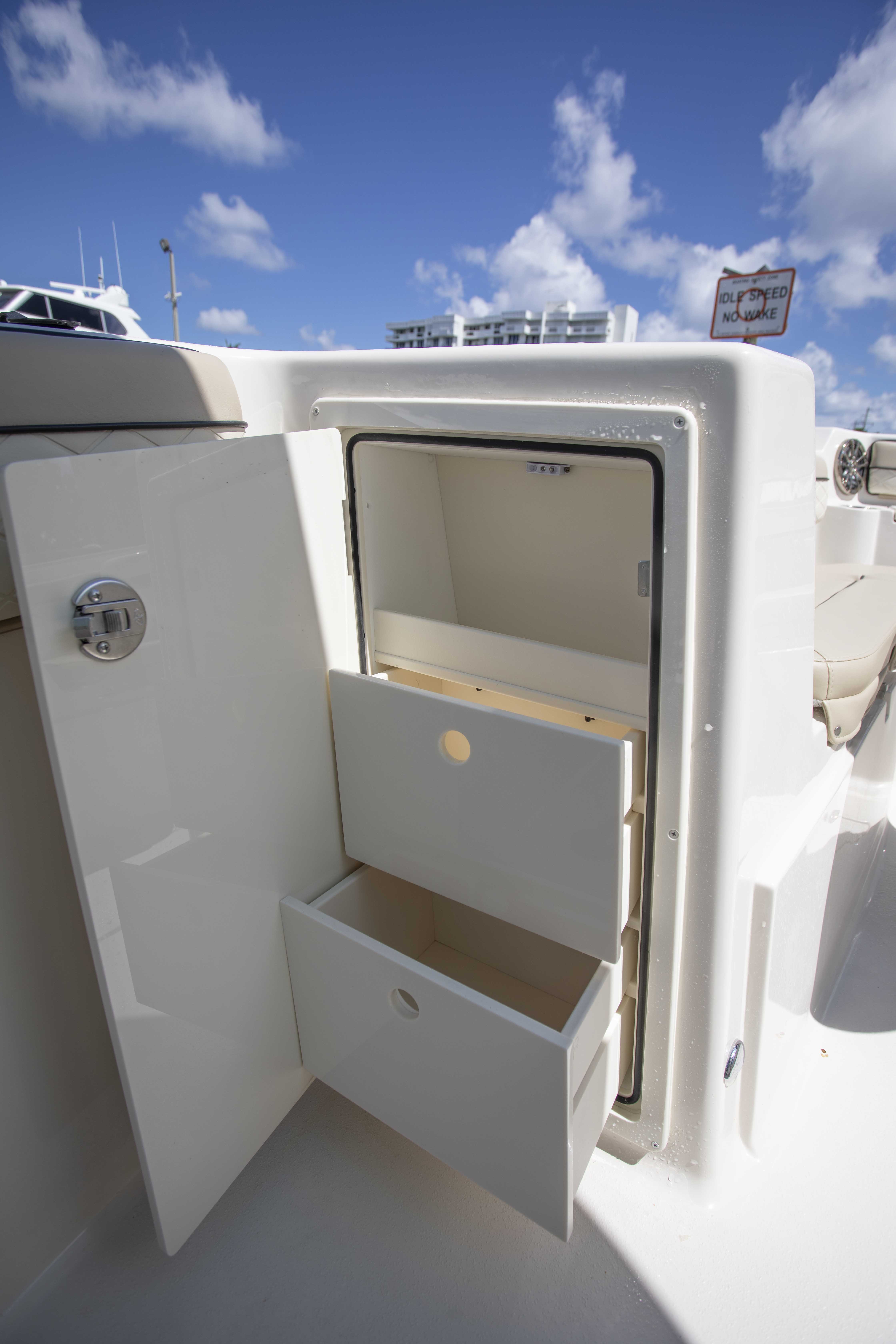 Boat Review - Sea Chaser 30 HFC CC