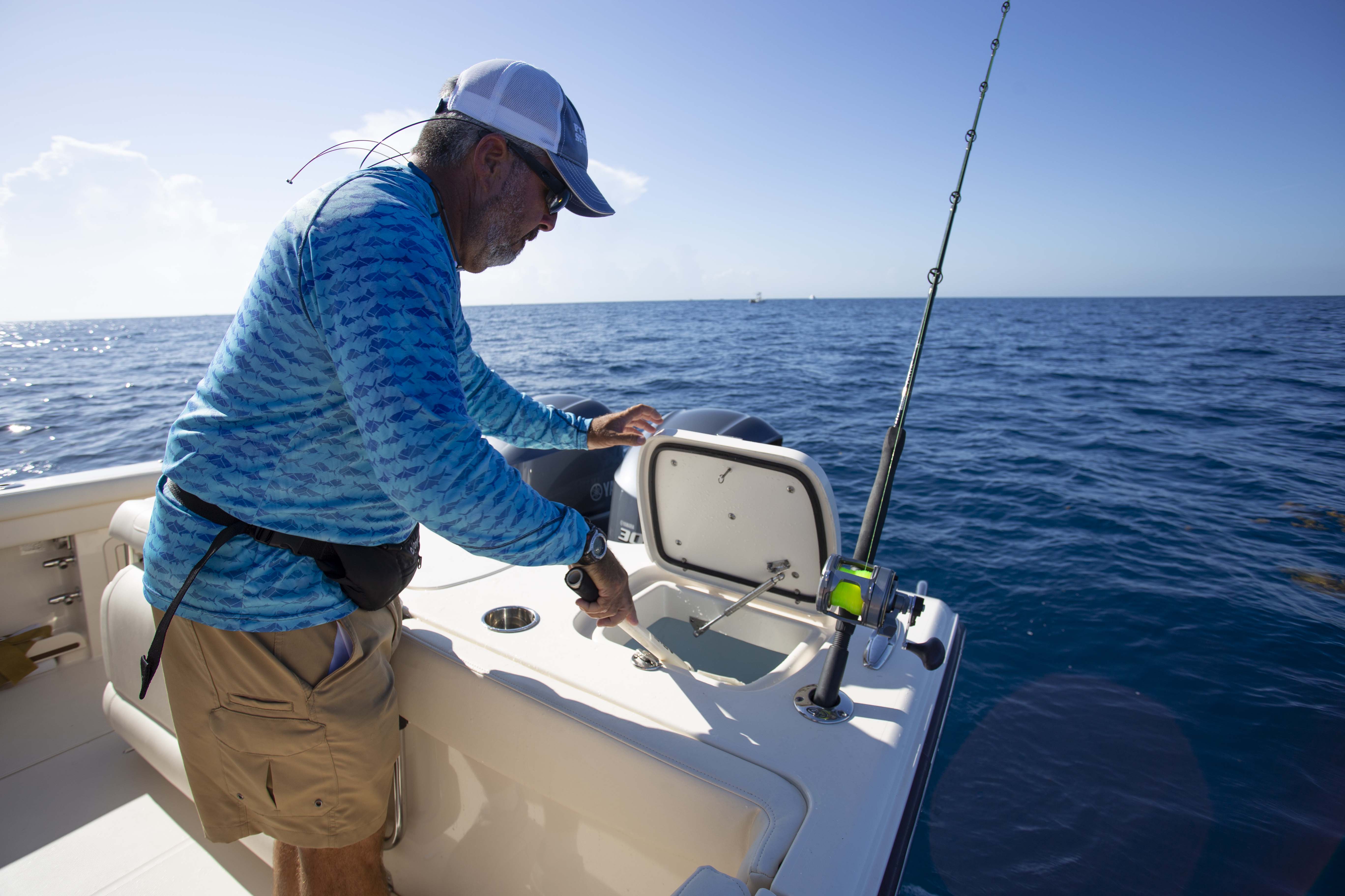 Boat Review - Grady White Canyon 326