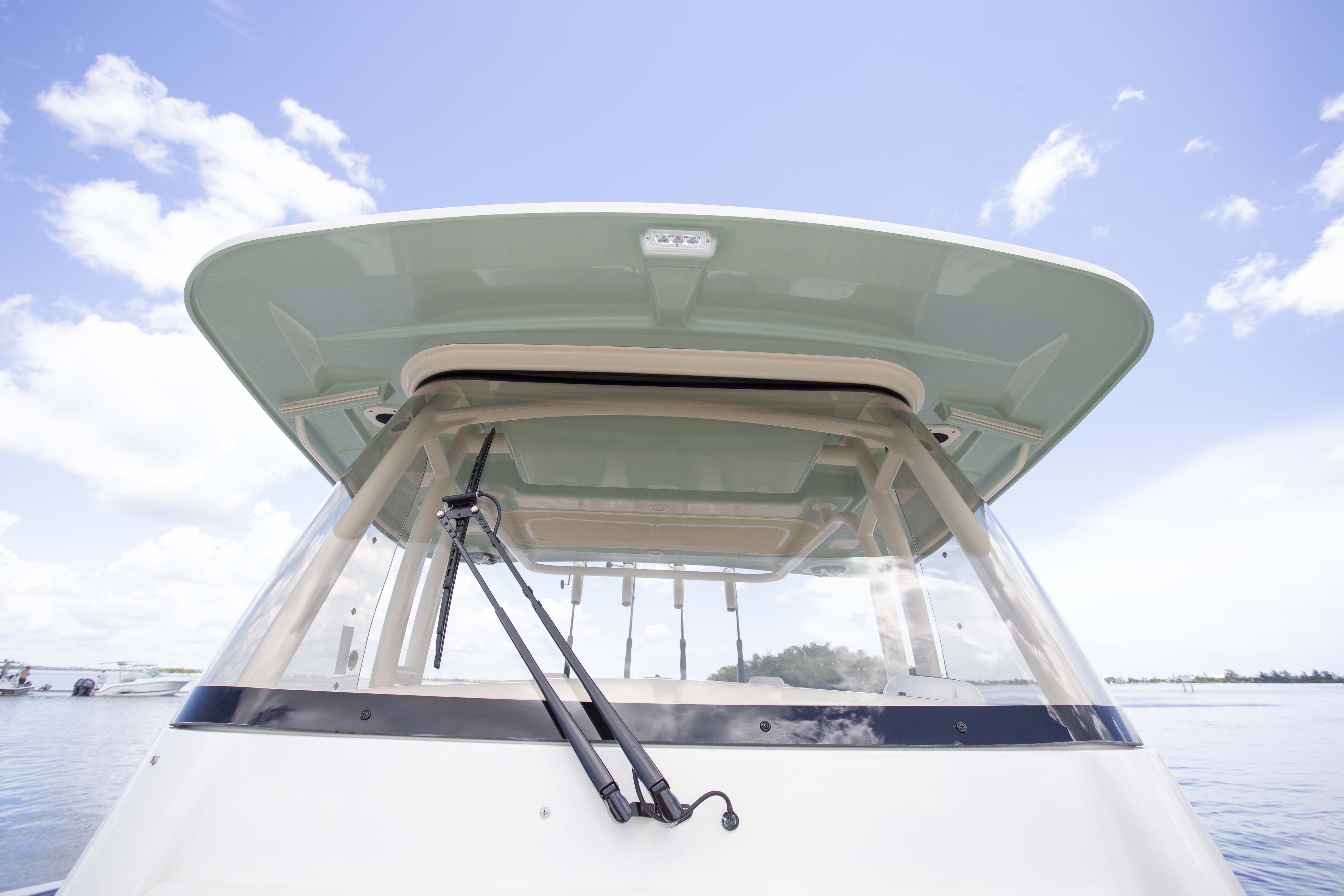 Boat Review - Grady White Canyon 326