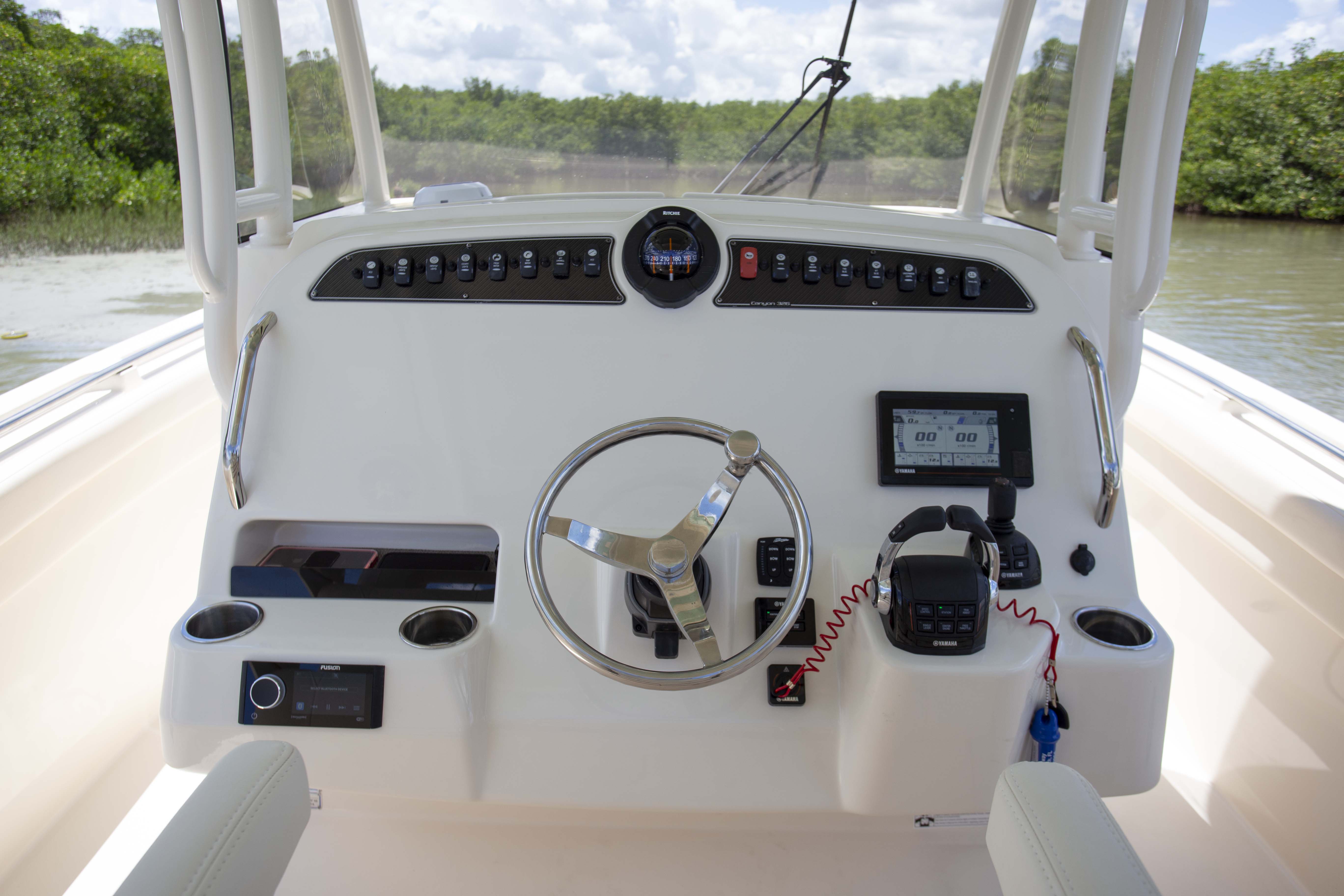 Boat Review - Grady White Canyon 326