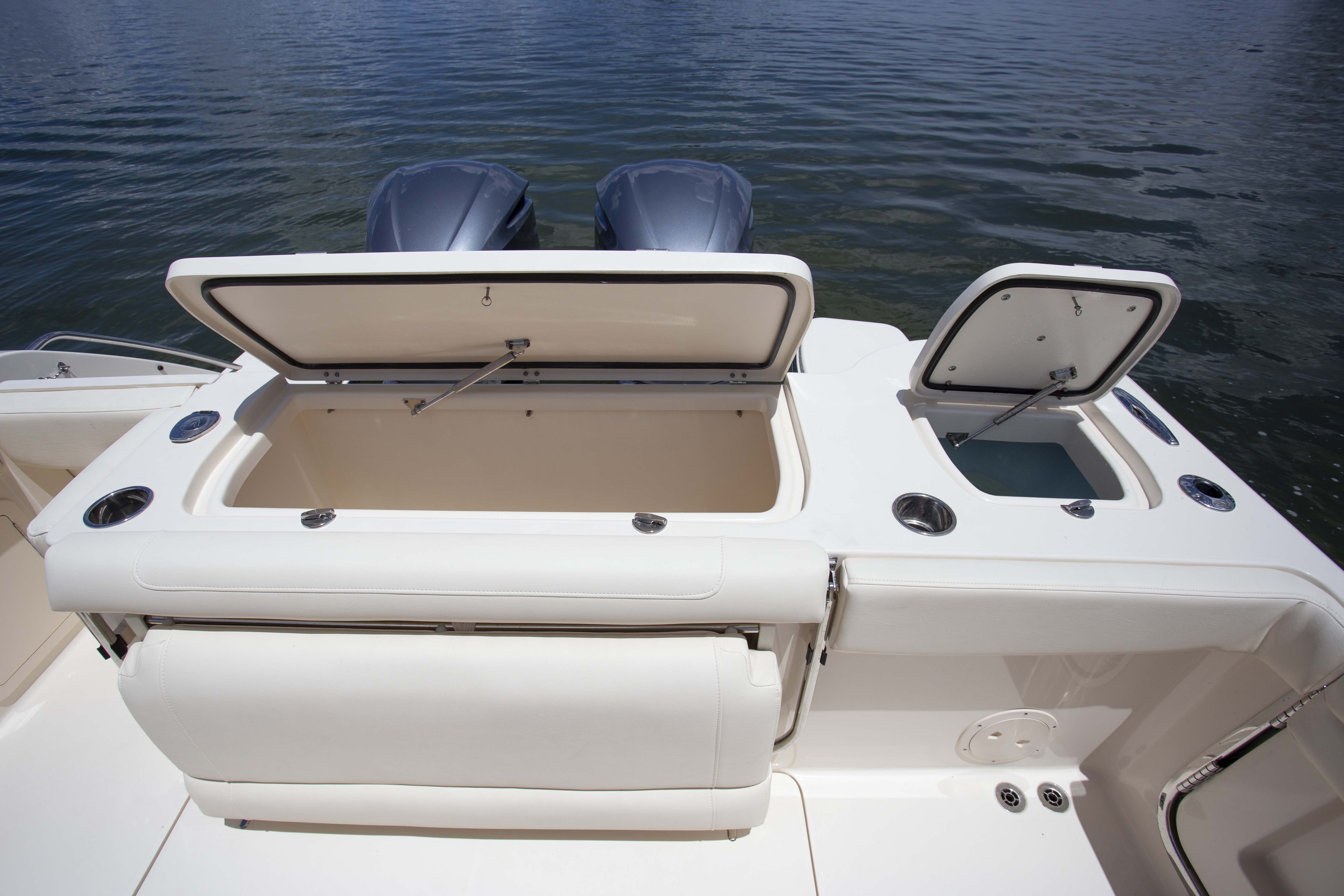 Boat Review - Grady White Canyon 326