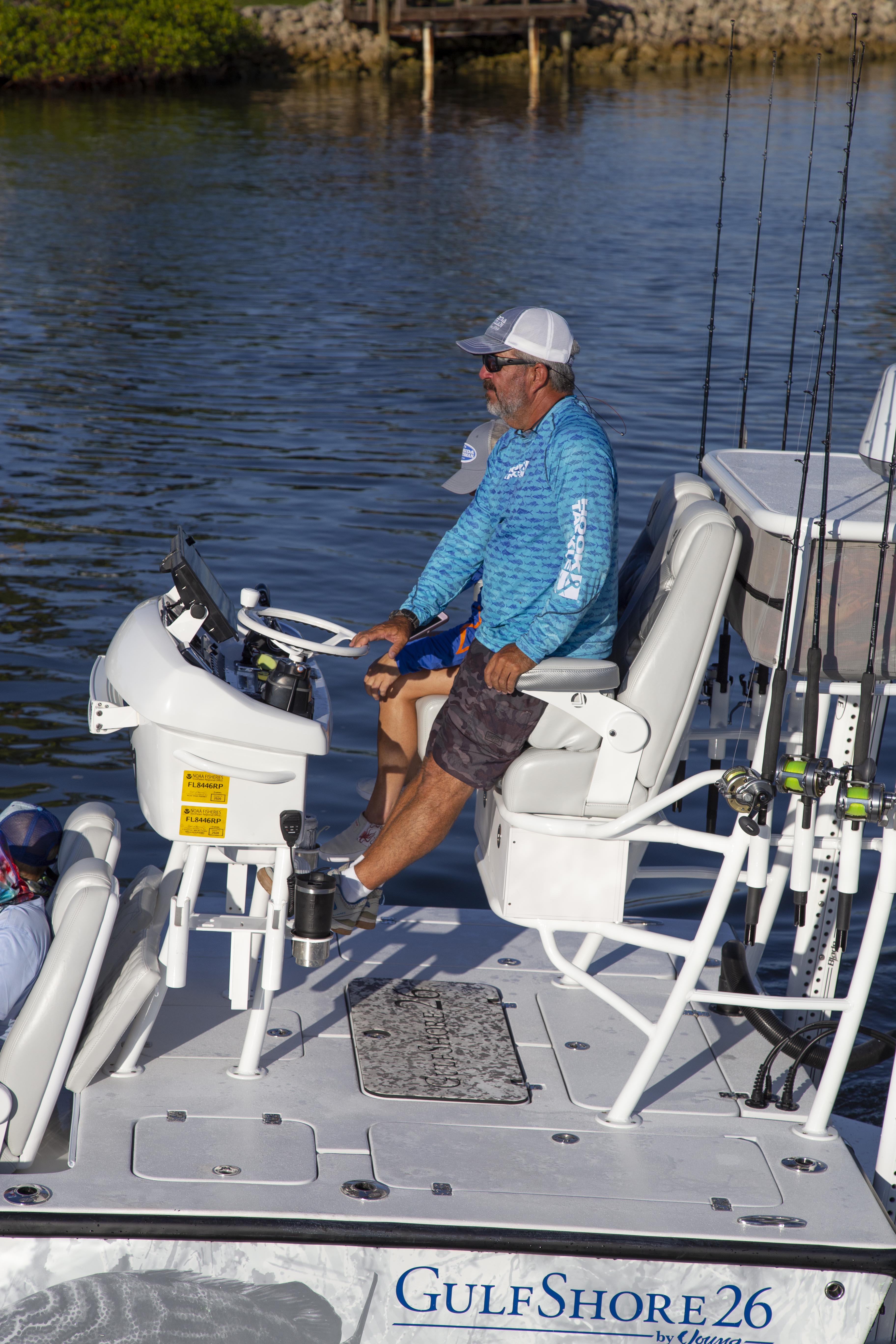 Boat Review - Young Gulfshore 26