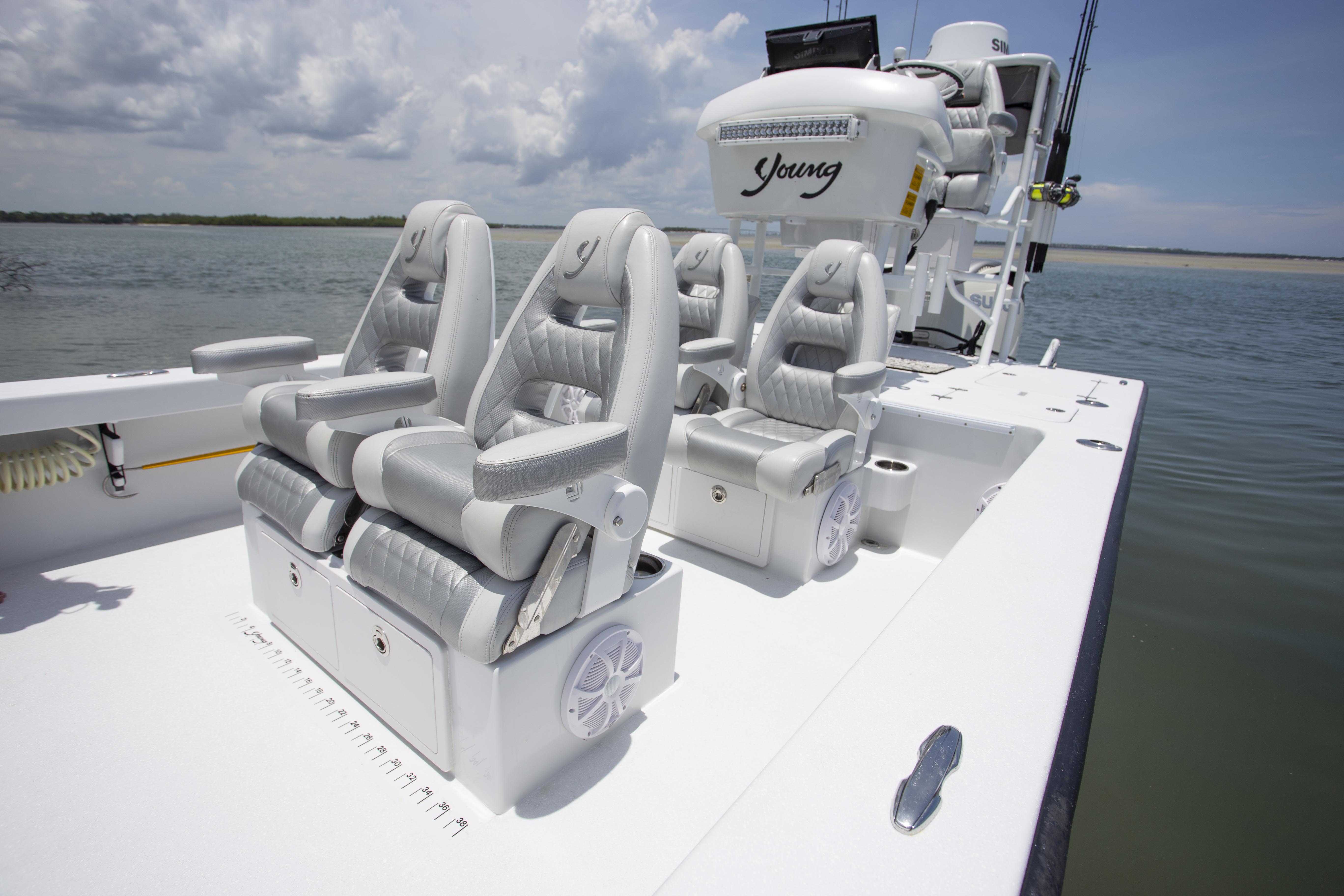 Boat Review - Young Gulfshore 26