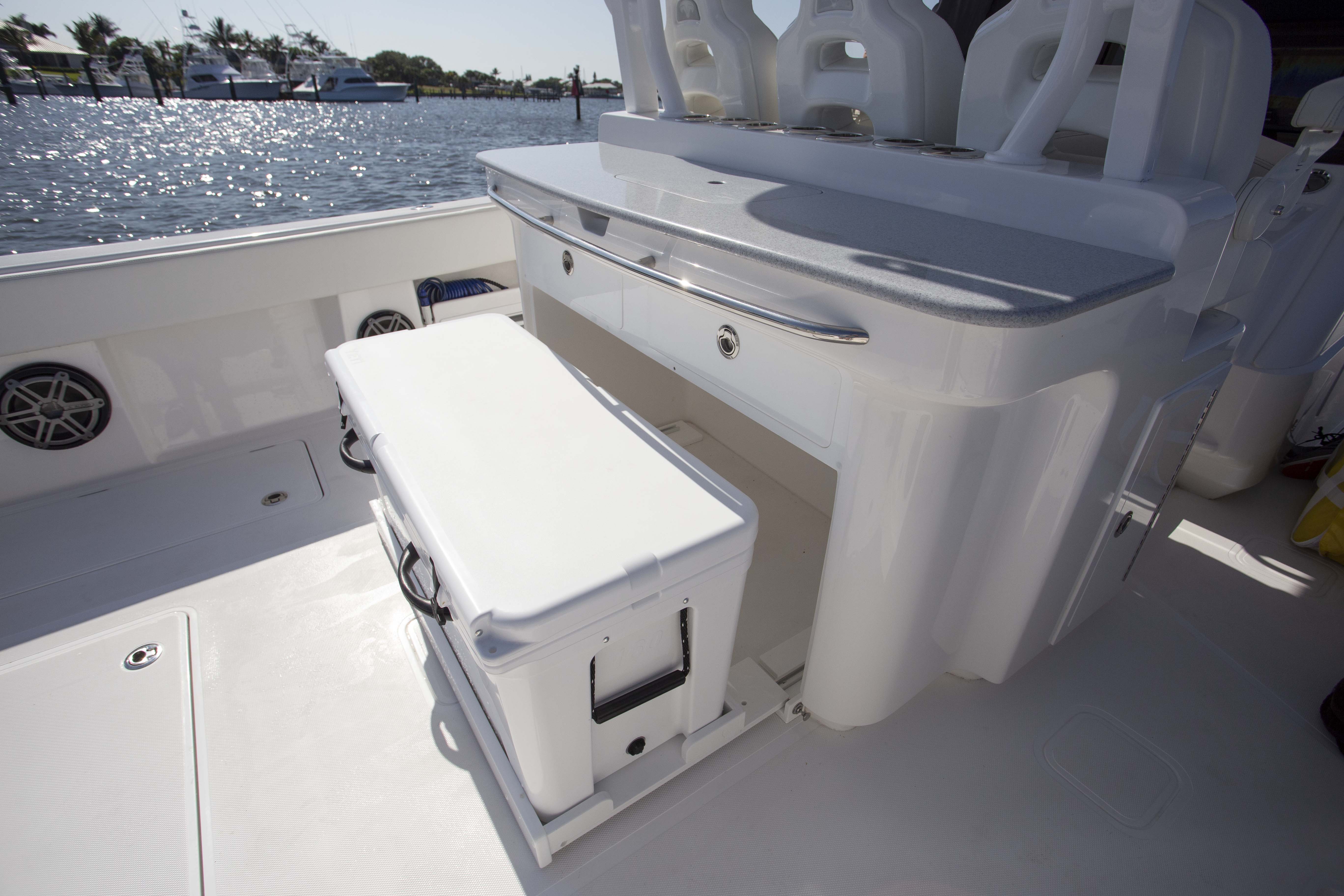 Boat Review - Blackwater 43 Sportfish TE