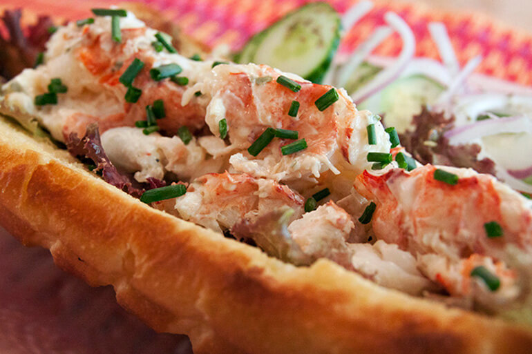 Easy Florida Lobster Roll Recipe