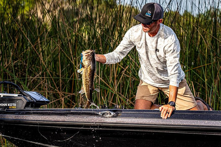 Top 5 Florida Lakes for Catching a 10 Pound Bass