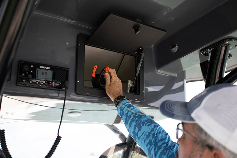 Sea Born LX26 Boat Review