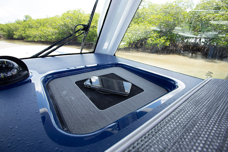 Crevalle 33 CSF Boat Review