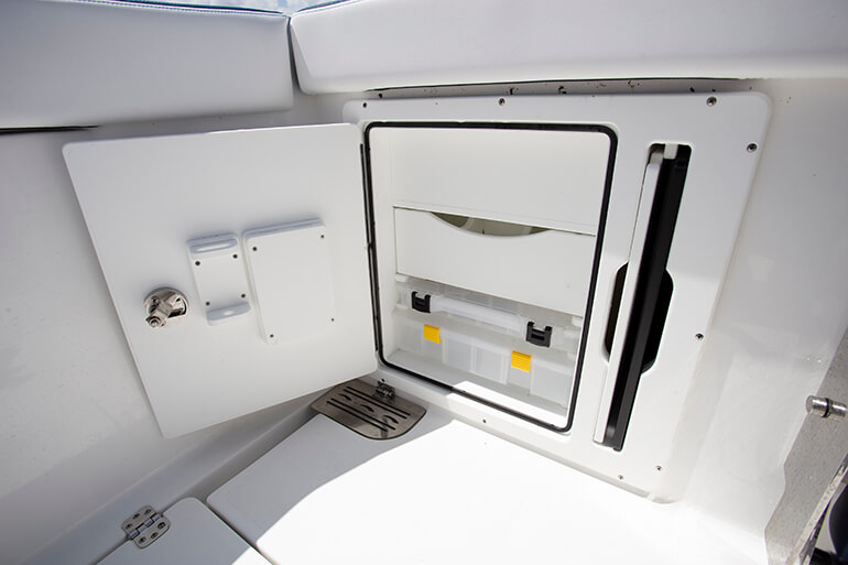 Crevalle 33 CSF Boat Review