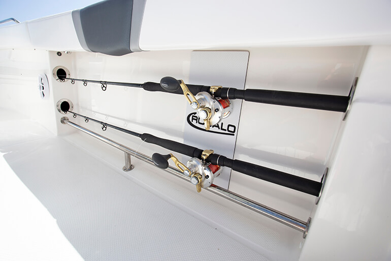 Robalo R230 Boat Review