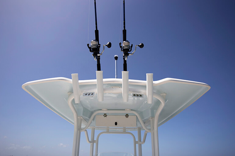 Robalo R230 Boat Review