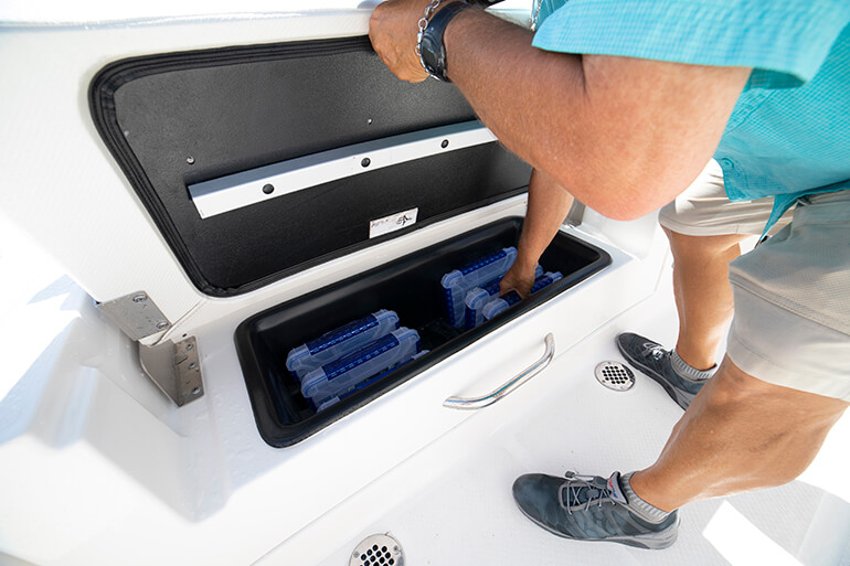 Blue Wave 2800 Makaira Boat Review