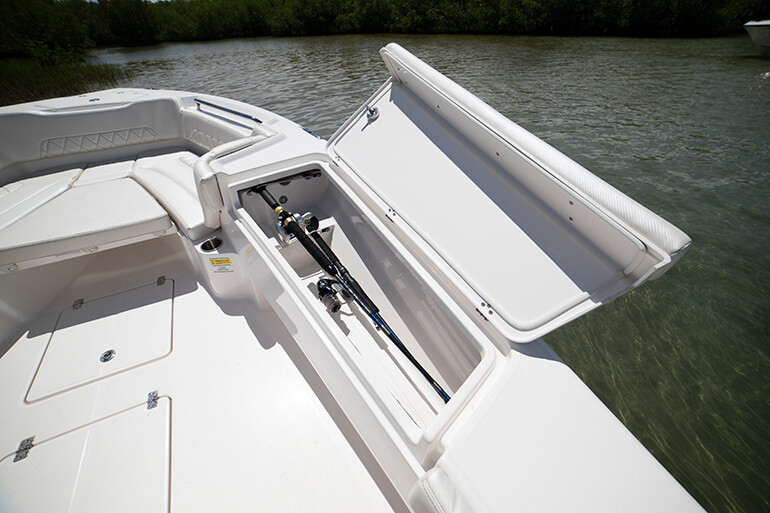 Blue Wave 2800 Makaira Boat Review