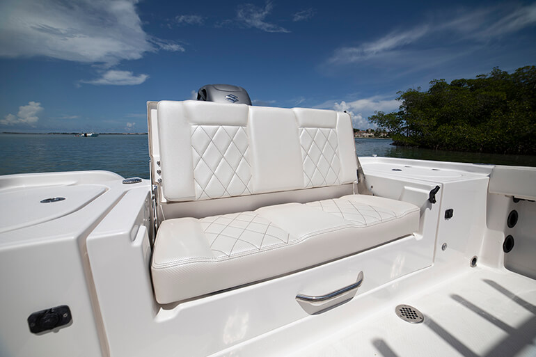 Blue Wave 2800 Makaira Boat Review