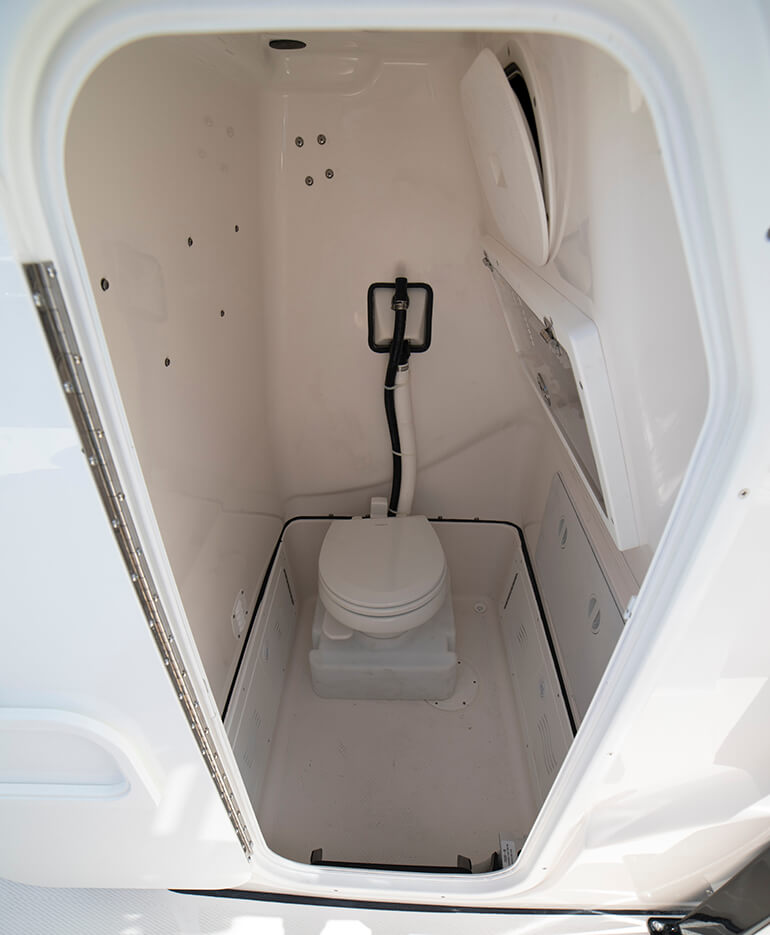 Blue Wave 2800 Makaira Boat Review