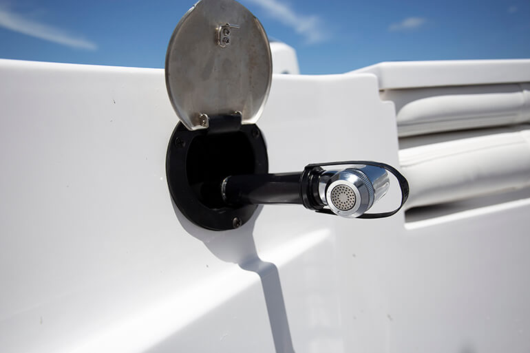 Blazer Bay 2700 Hybrid Bay Boat Review