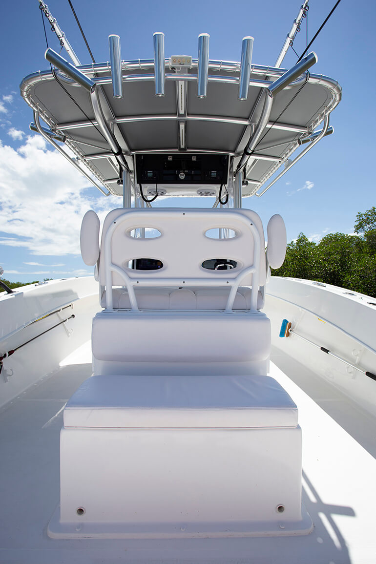 Dusky 33 Tournament Boat Review