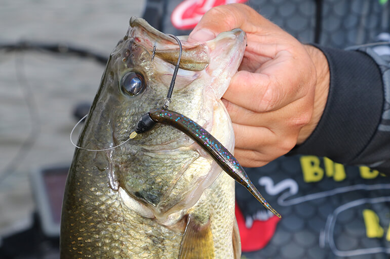 Jig Fishing for beginners HOW TO rig using the Berkley Power