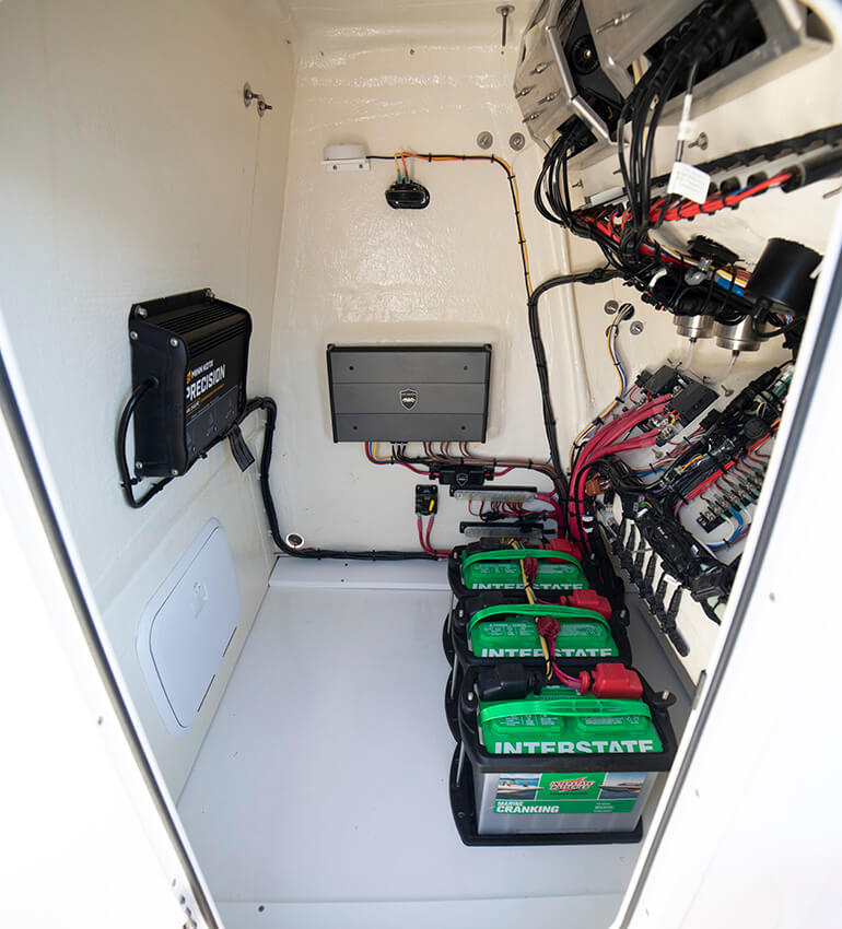 Sea Cat 260 Hybrid Bay Catamaran Boat Review