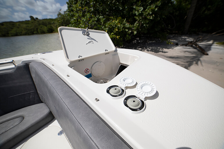 Stingray 269 DC Boat Review